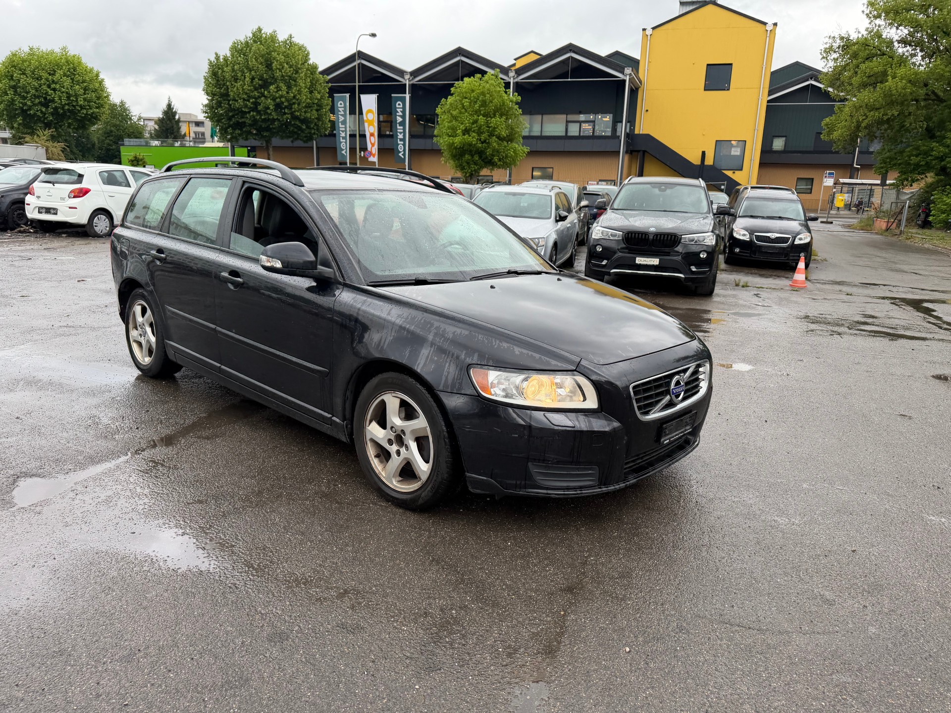 VOLVO V50 D2 Business Pro Edition-image-4