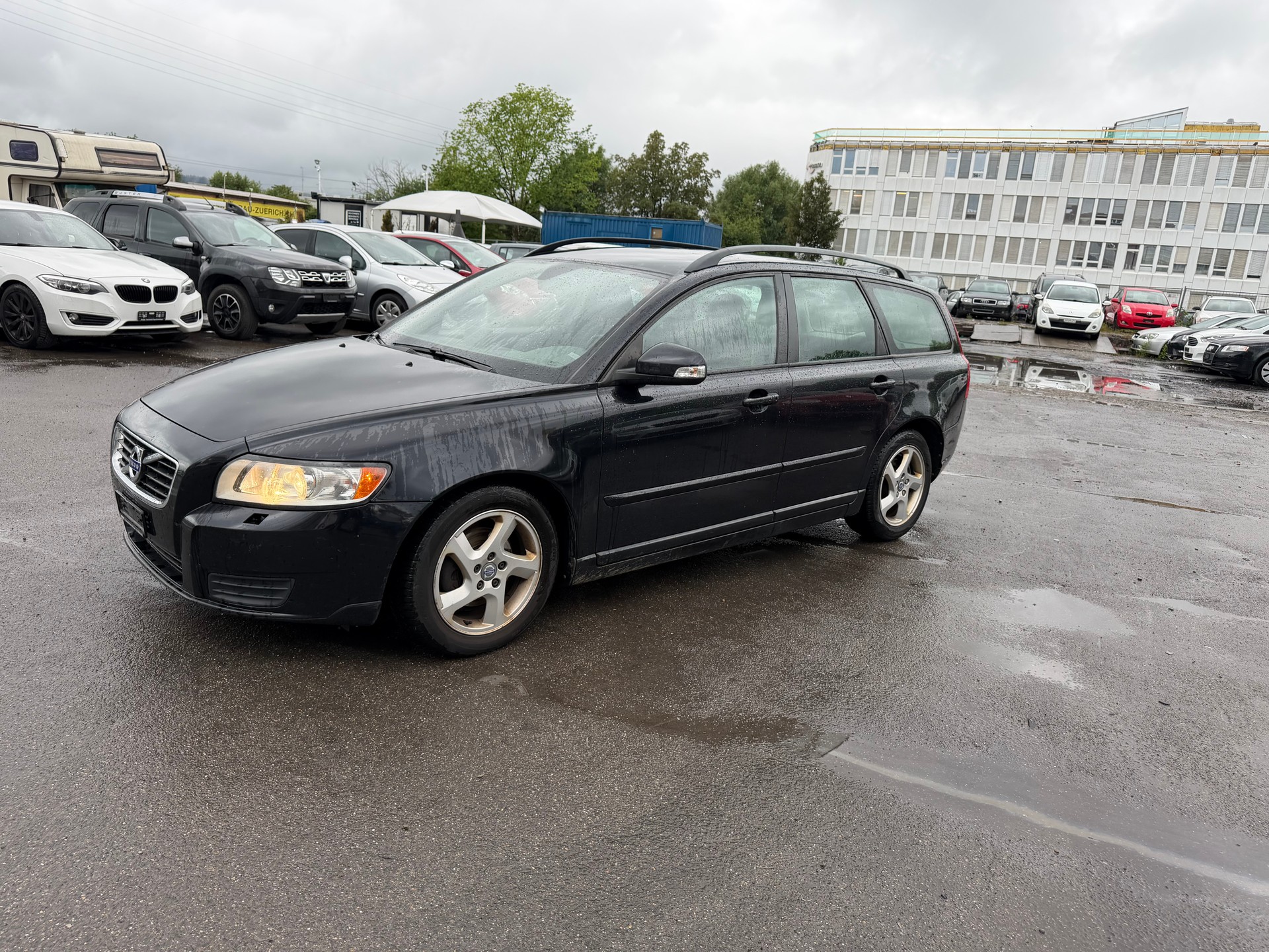 VOLVO V50 D2 Business Pro Edition-image-1