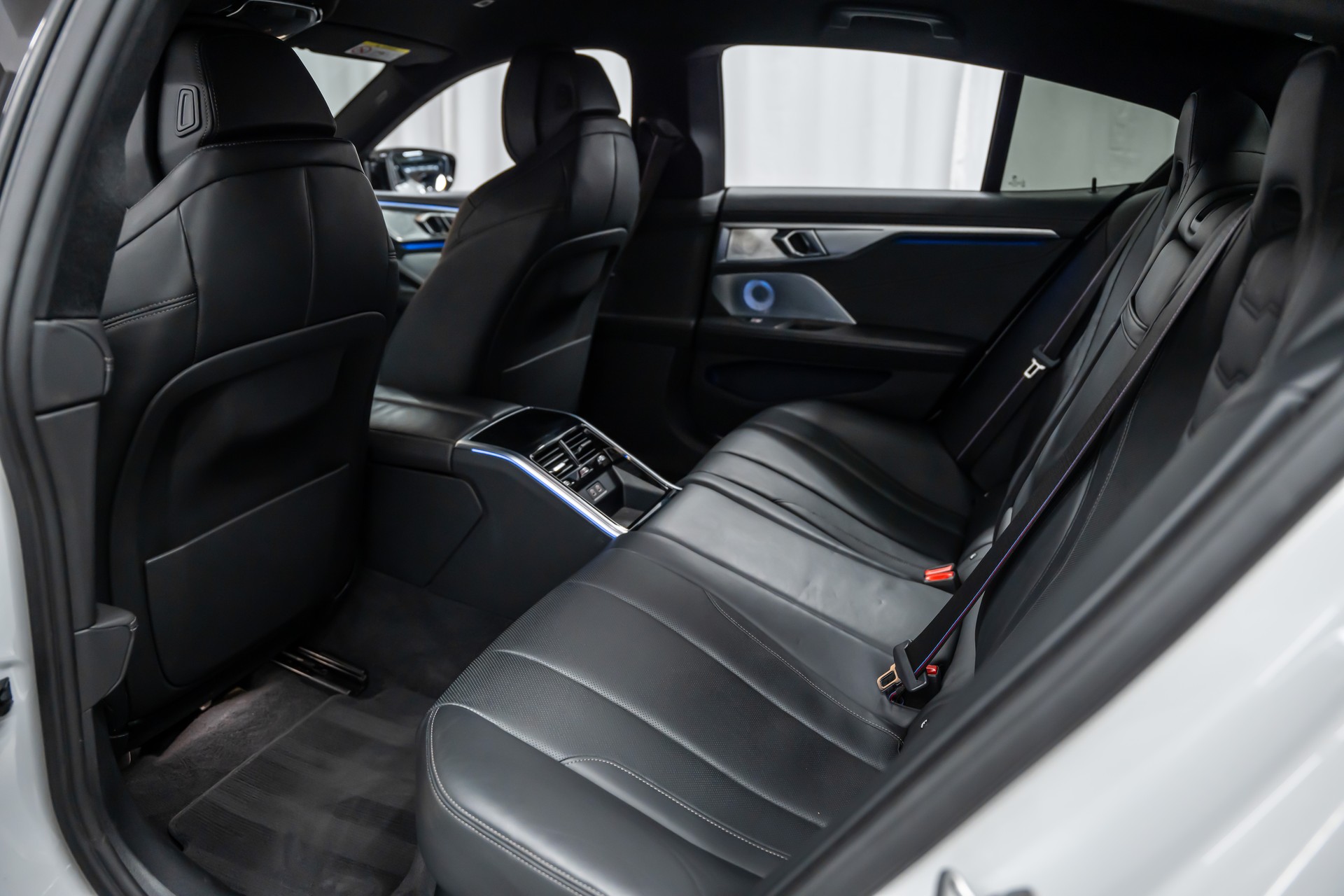 BMW M850i xDrive Steptronic *Sitzkühlung*B&W Diamond*Head-Up*360°*-image-17