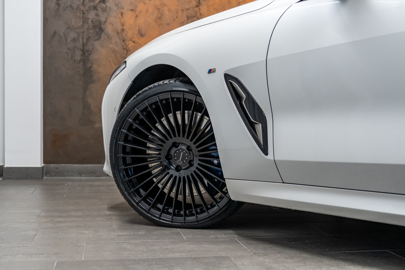 BMW M850i xDrive Steptronic *Sitzkühlung*B&W Diamond*Head-Up*360°*-image-11