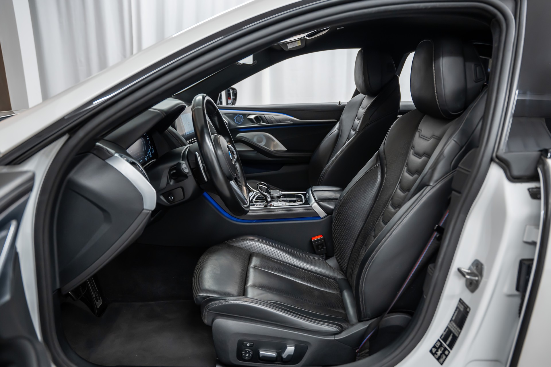 BMW M850i xDrive Steptronic *Sitzkühlung*B&W Diamond*Head-Up*360°*-image-14