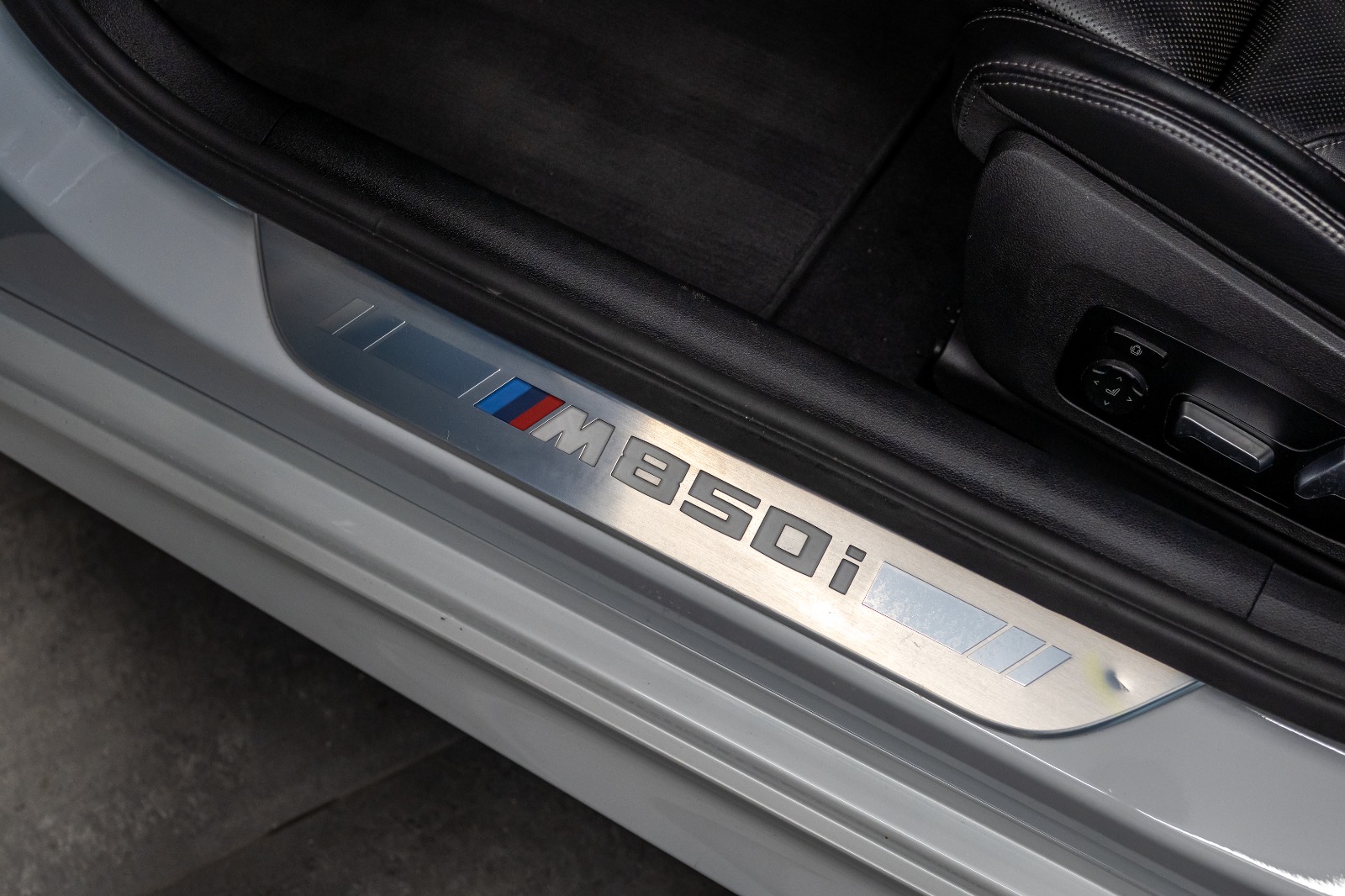BMW M850i xDrive Steptronic *Sitzkühlung*B&W Diamond*Head-Up*360°*-image-14