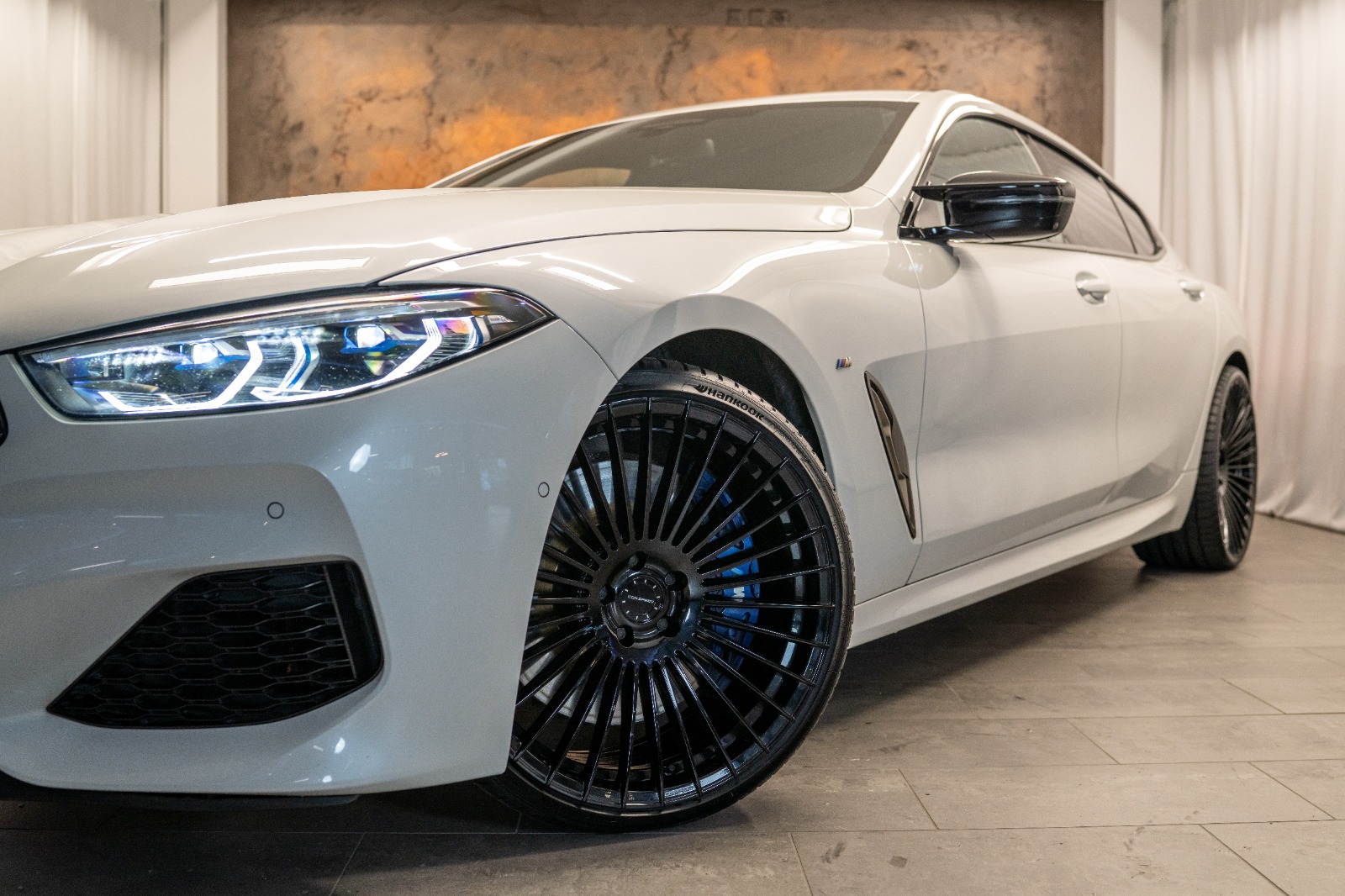 BMW M850i xDrive Steptronic *Sitzkühlung*B&W Diamond*Head-Up*360°*-image-1
