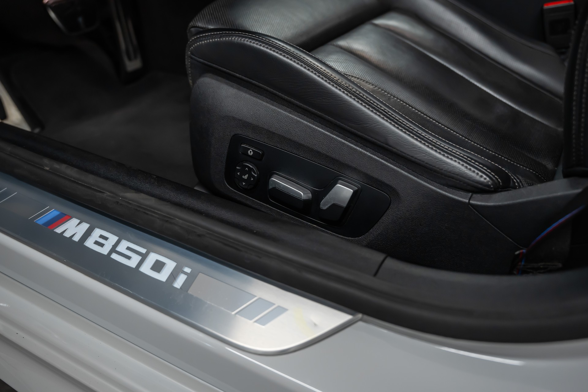 BMW M850i xDrive Steptronic *Sitzkühlung*B&W Diamond*Head-Up*360°*-image-16