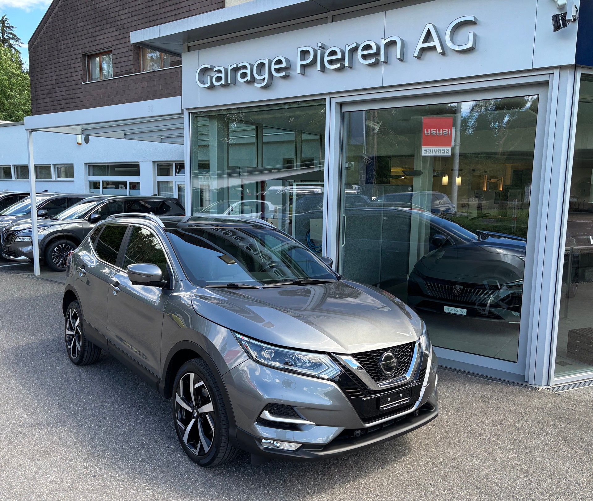 NISSAN Qashqai 1.7 dCi tekna+ 4x4-image-0