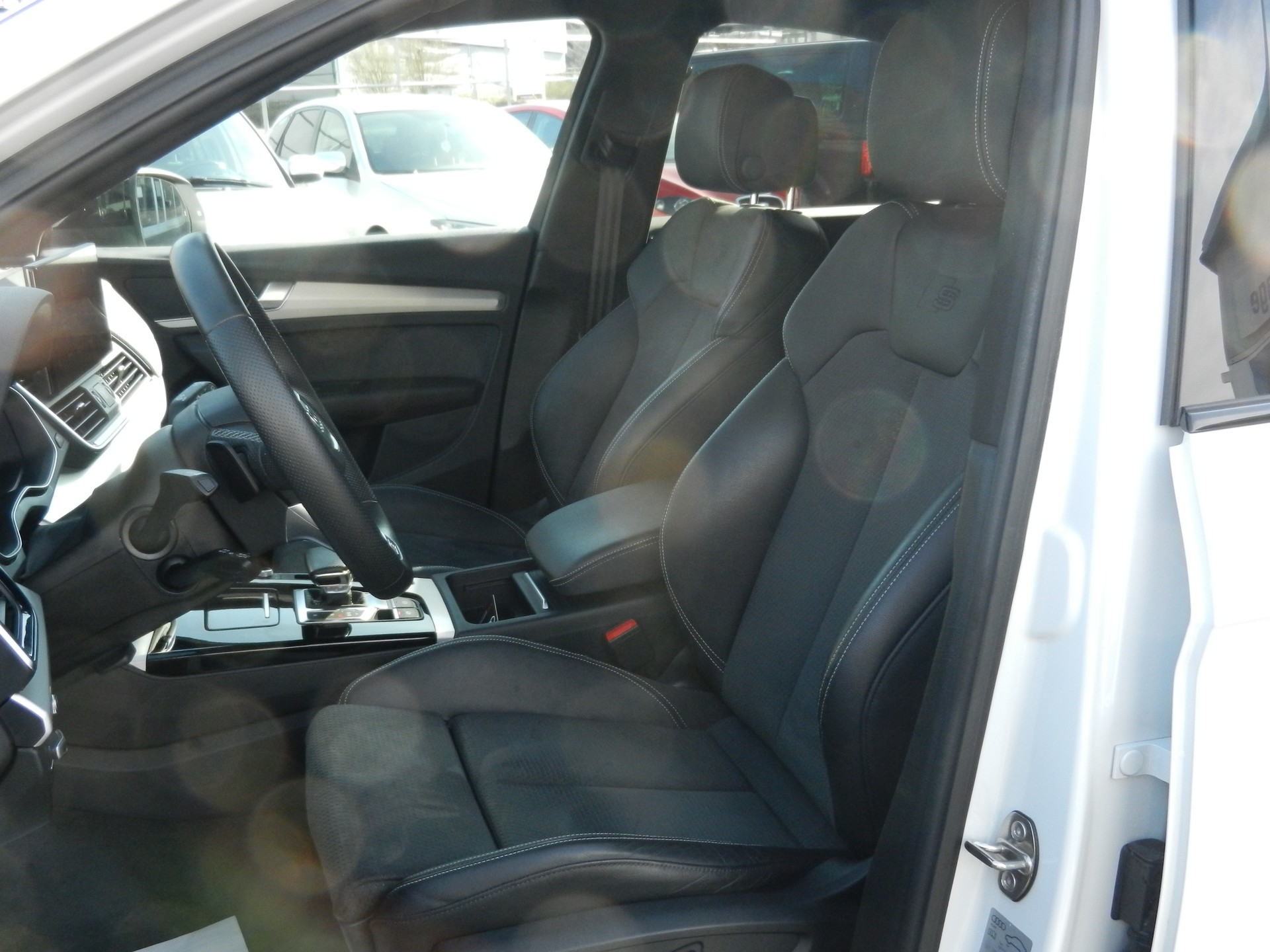 AUDI Q5 Sportback 50 TFSI e PHEV S line quattro S-tronic-image-6