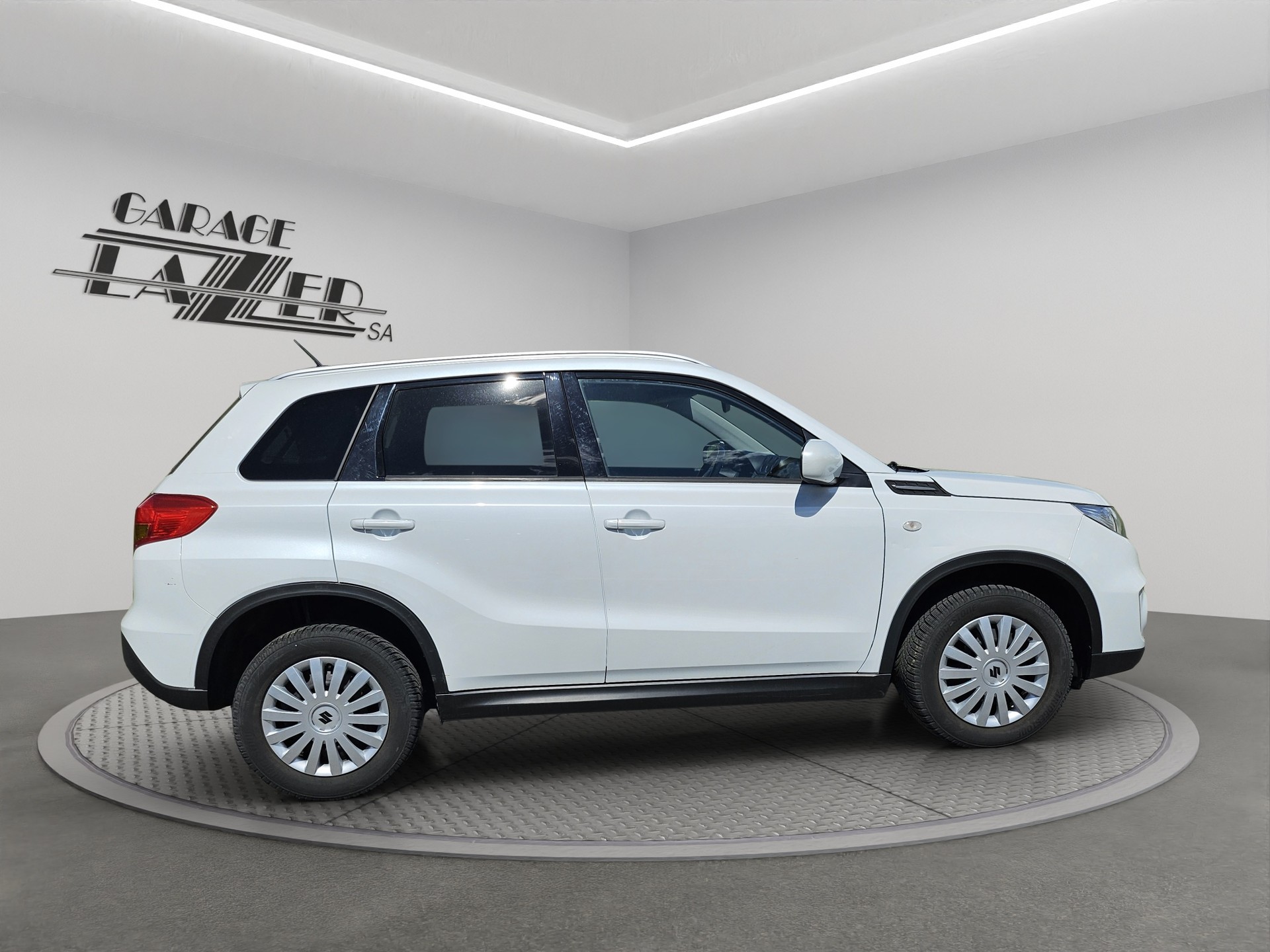 SUZUKI Compact + 4x4-image-6