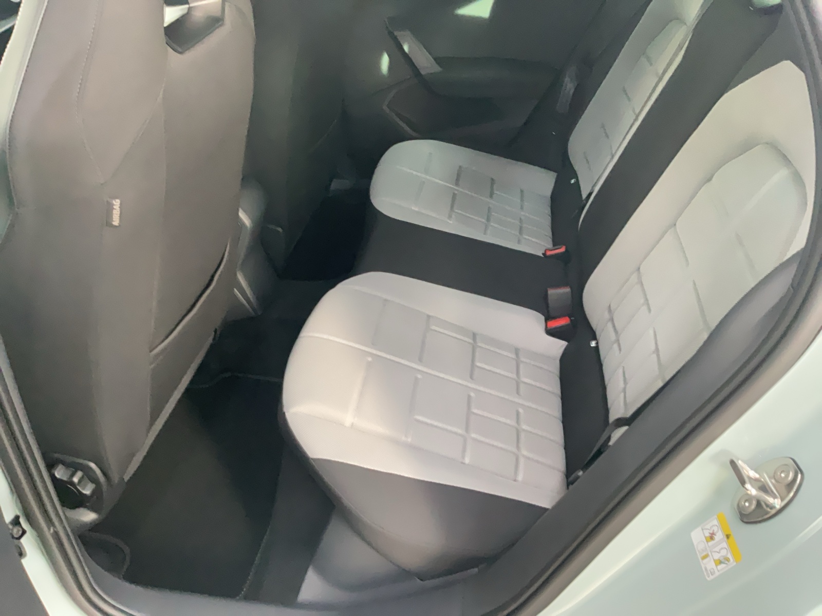 SEAT Ibiza 1.0 EcoTSI FR DSG-image-11