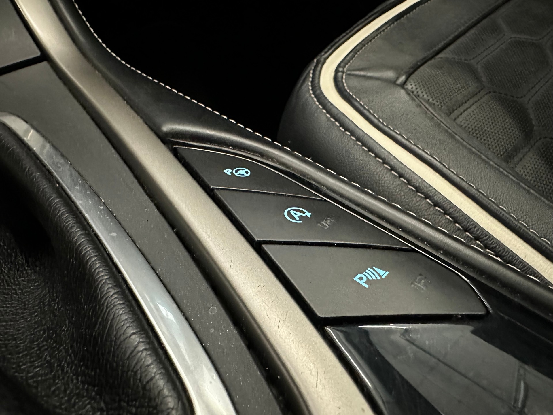 FORD S-Max 2.0 TDCi Vignale PowerShift (PS 210)-image-20