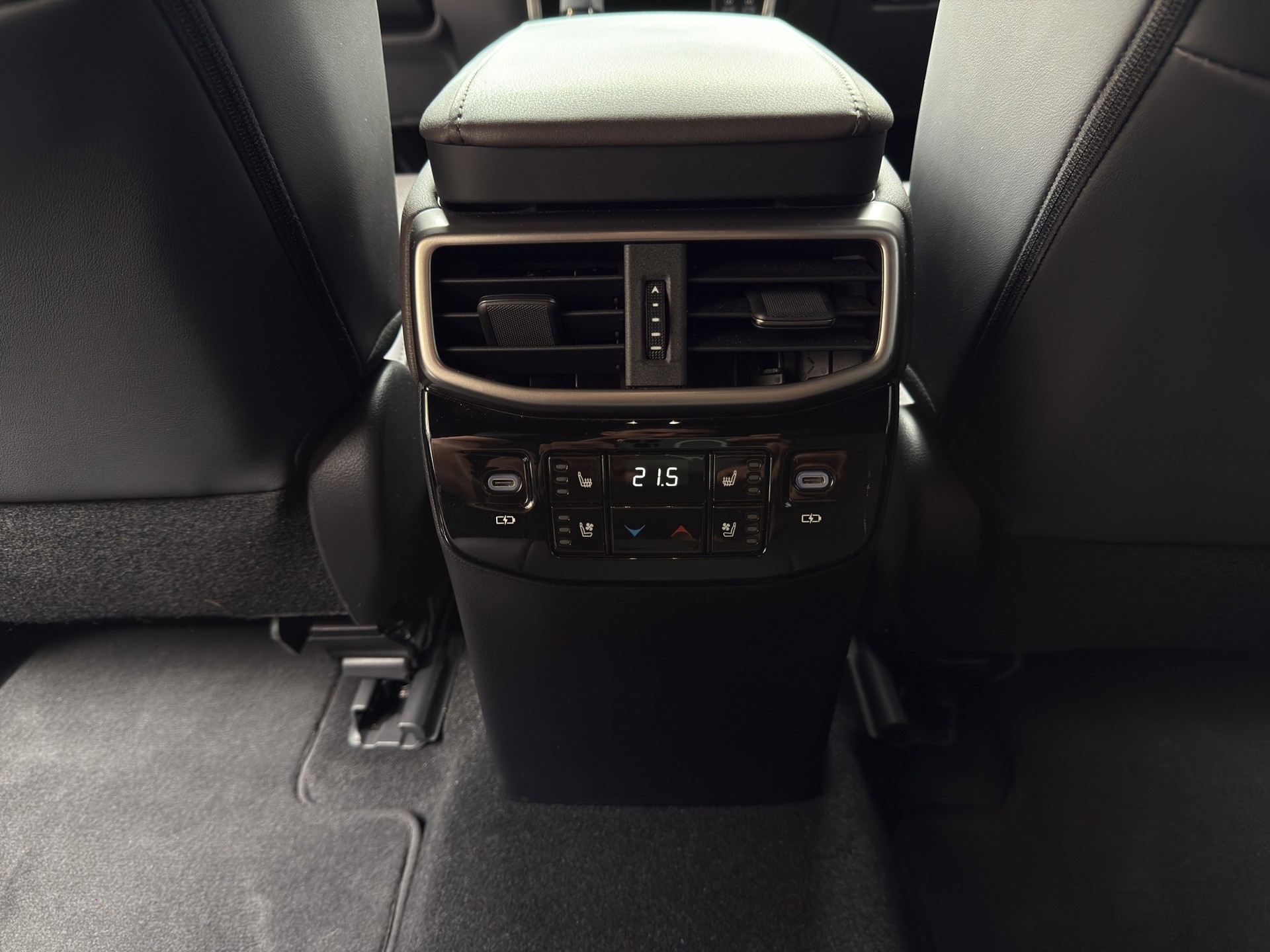 LEXUS RX 350h F-Line-image-16