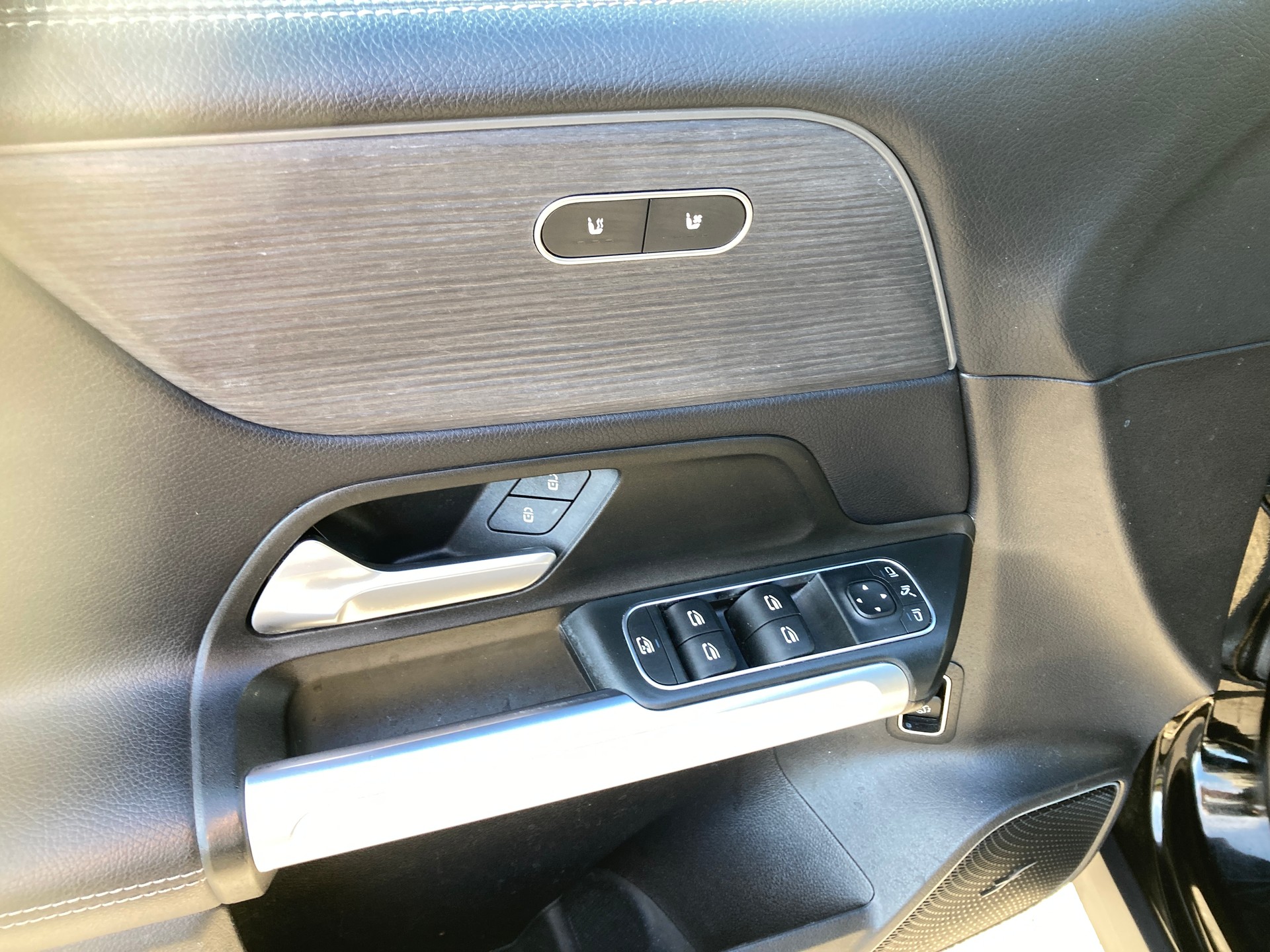 MERCEDES-BENZ GLB 250 4Matic Style 8G-Tronic-image-8