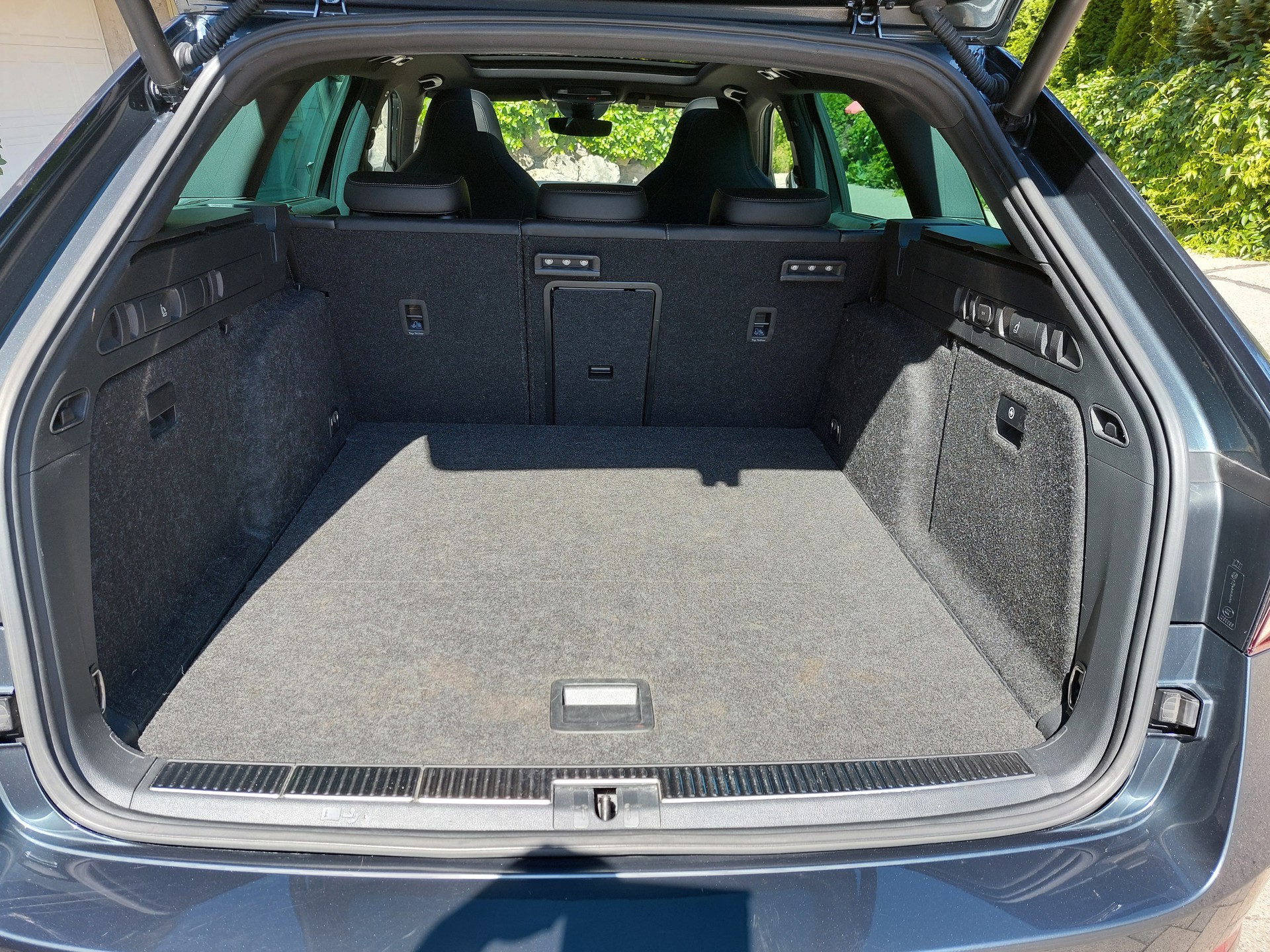 SKODA 2.0 TSI SportLine 4x4 DSG-image-4