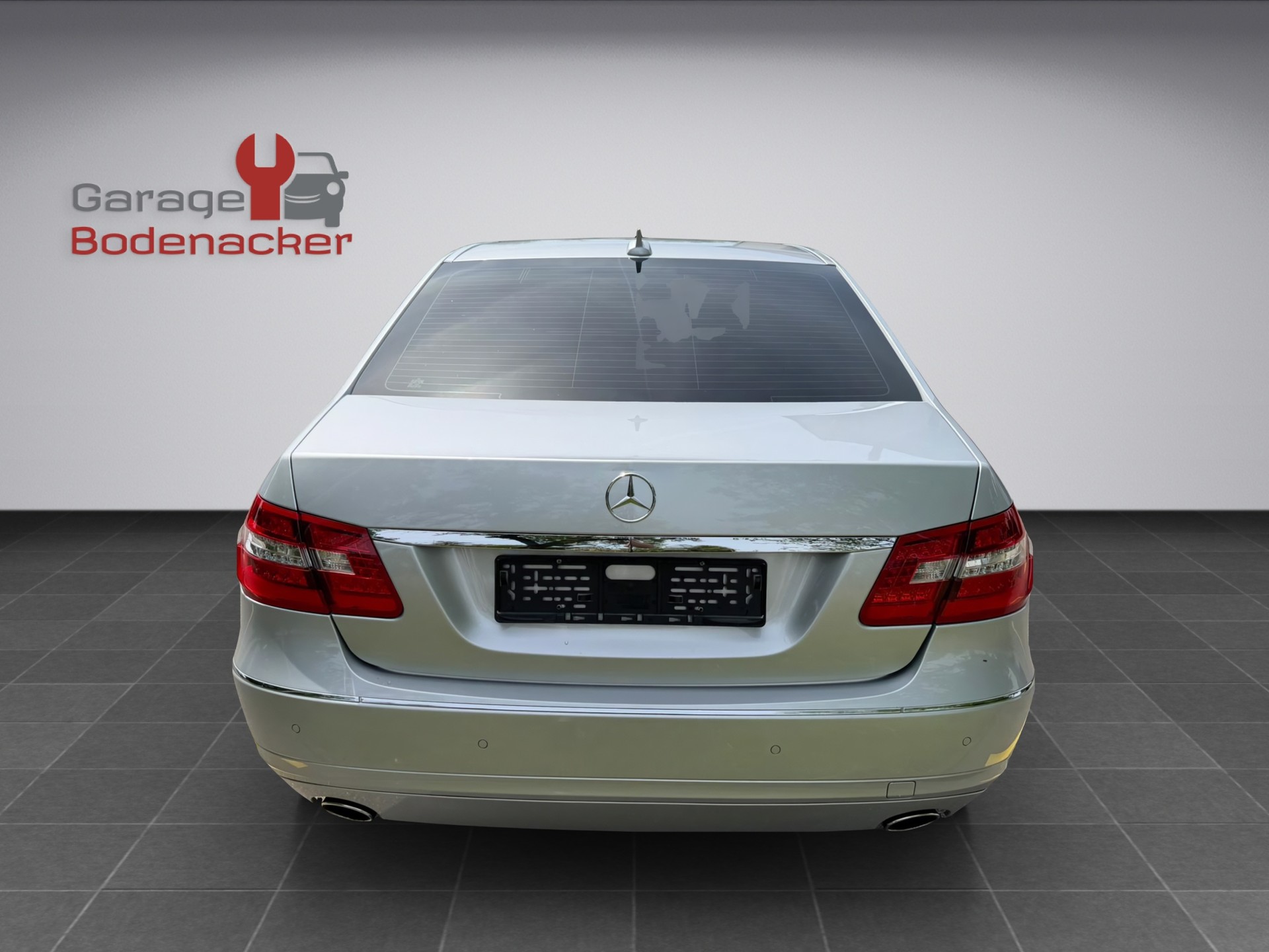 MERCEDES-BENZ E 350 CDI BlueEfficiency Elégance 4Matic 7G-Tronic-image-15