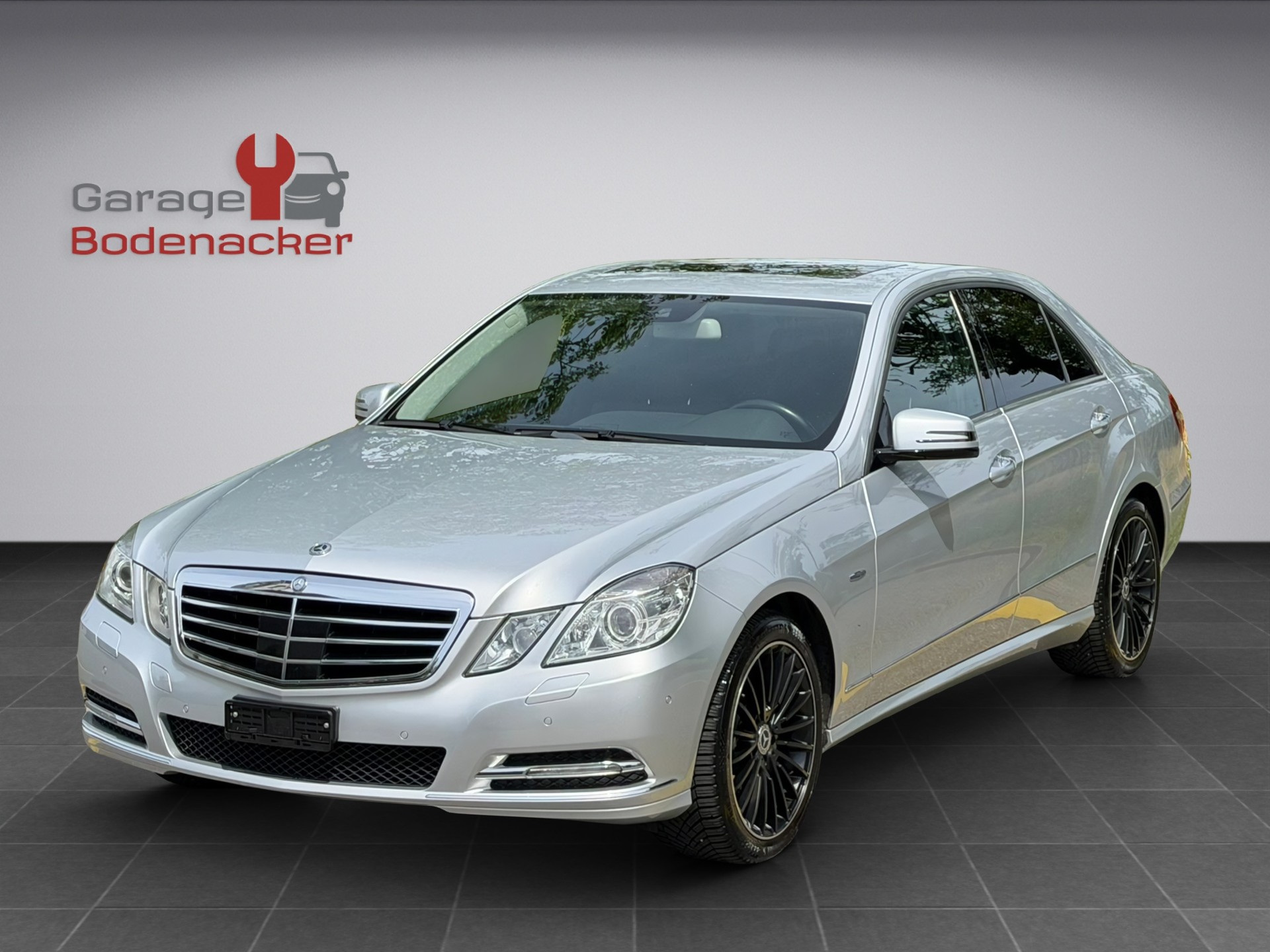 MERCEDES-BENZ E 350 CDI BlueEfficiency Elégance 4Matic 7G-Tronic-image-0