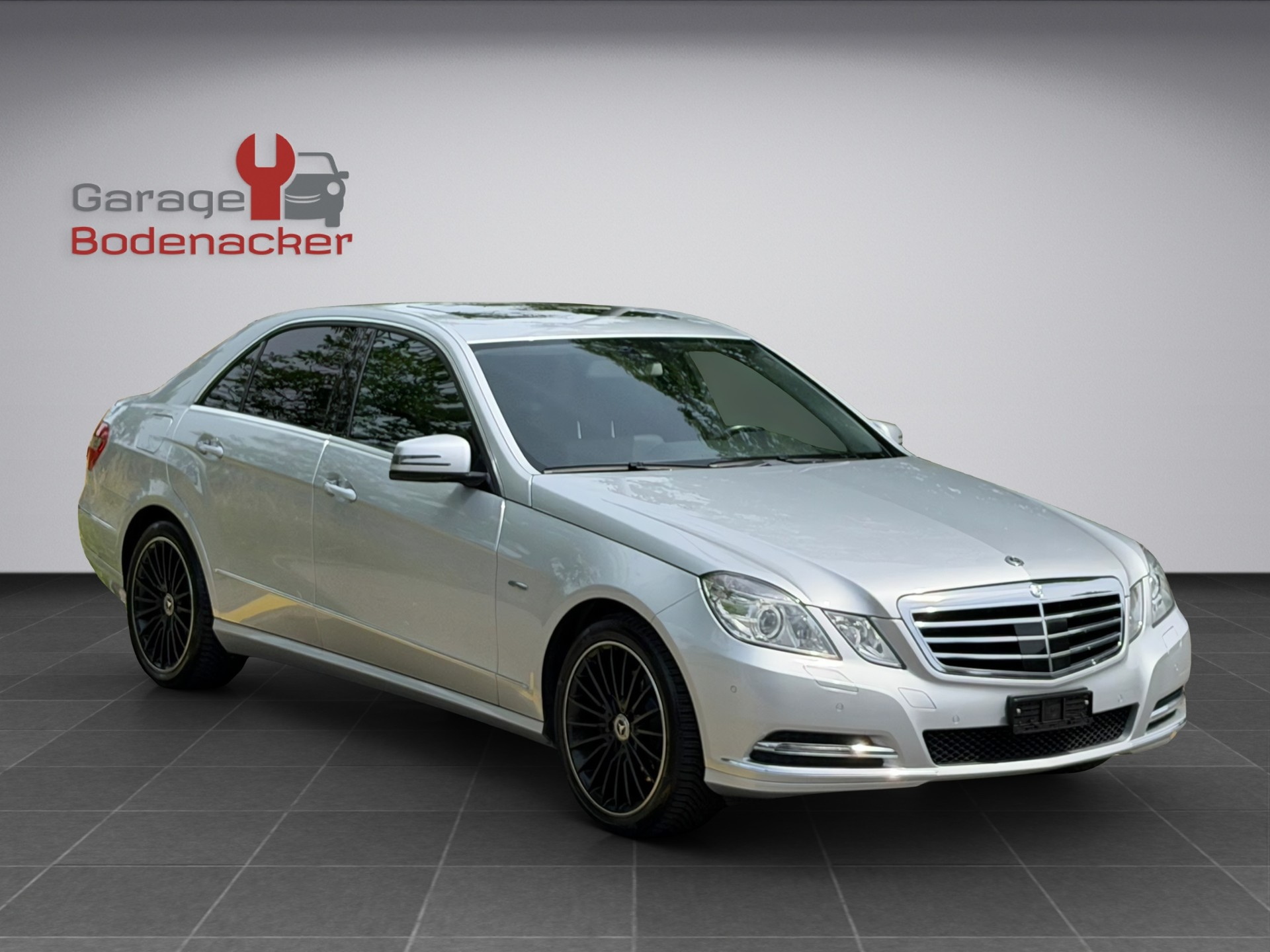 MERCEDES-BENZ E 350 CDI BlueEfficiency Elégance 4Matic 7G-Tronic-image-5