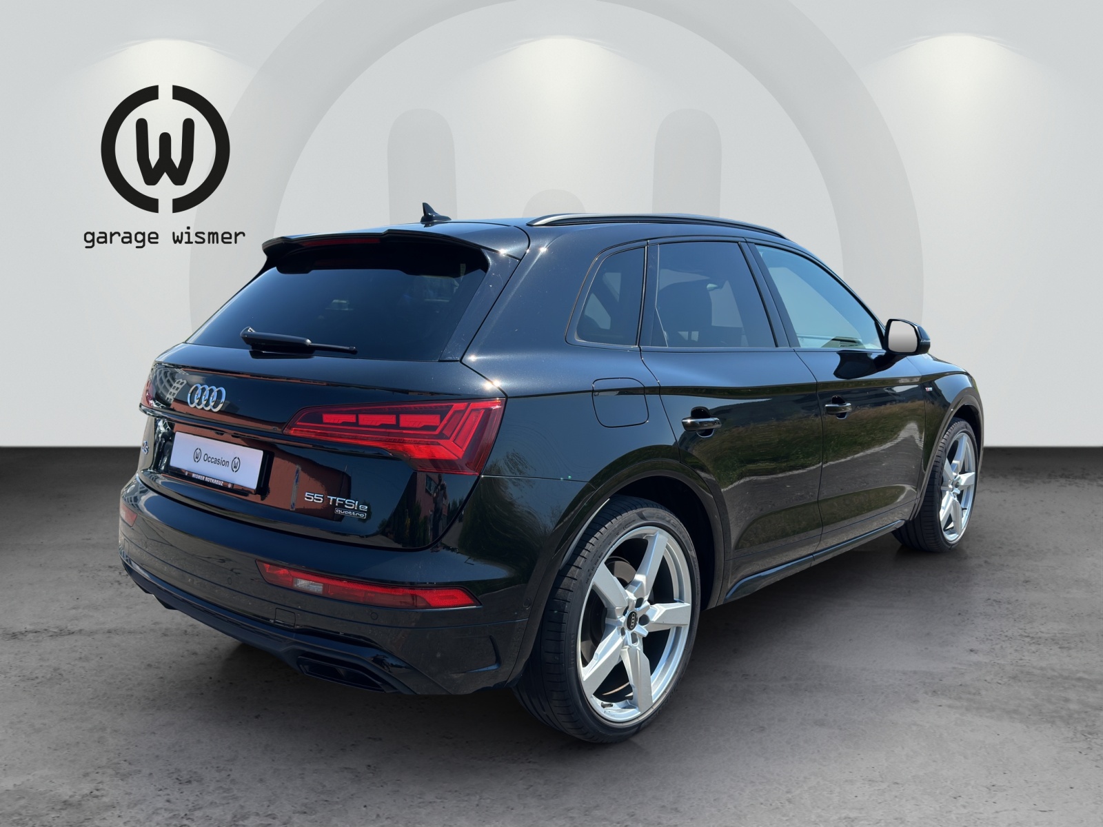 AUDI Q5 55 TFSI e PHEV S line quattro S-tronic-image-3