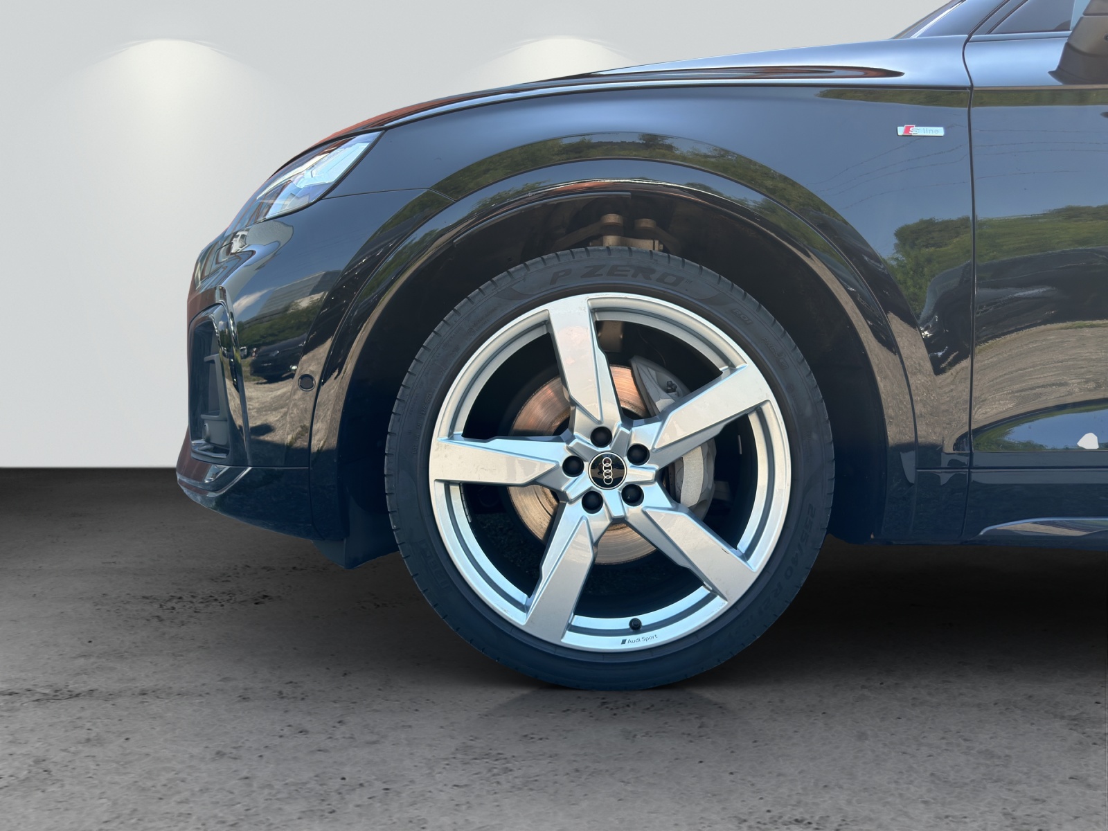AUDI Q5 55 TFSI e PHEV S line quattro S-tronic-image-10