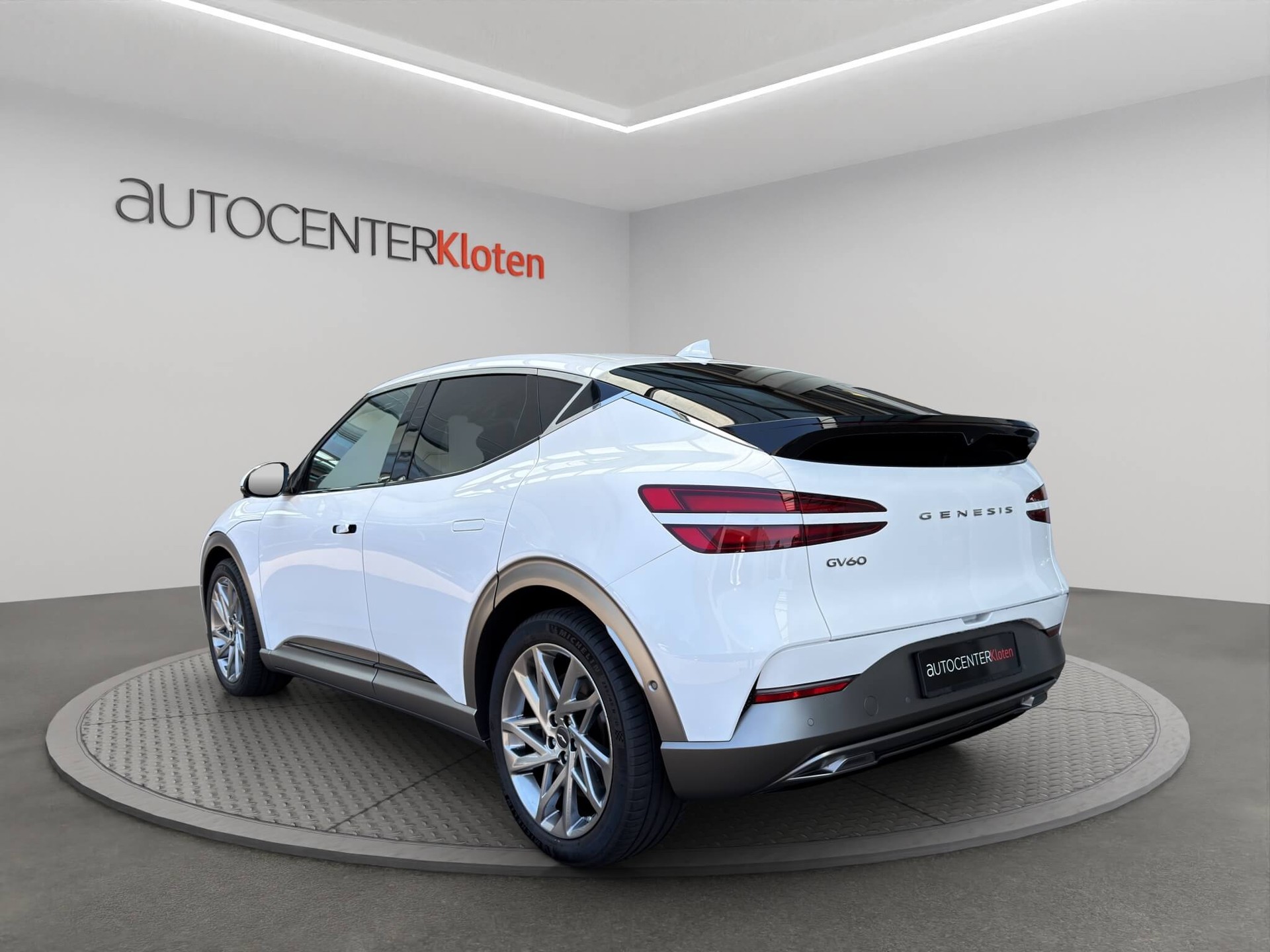 GENESIS GV60 Dual Motor Sport AWD-showroom-element-3