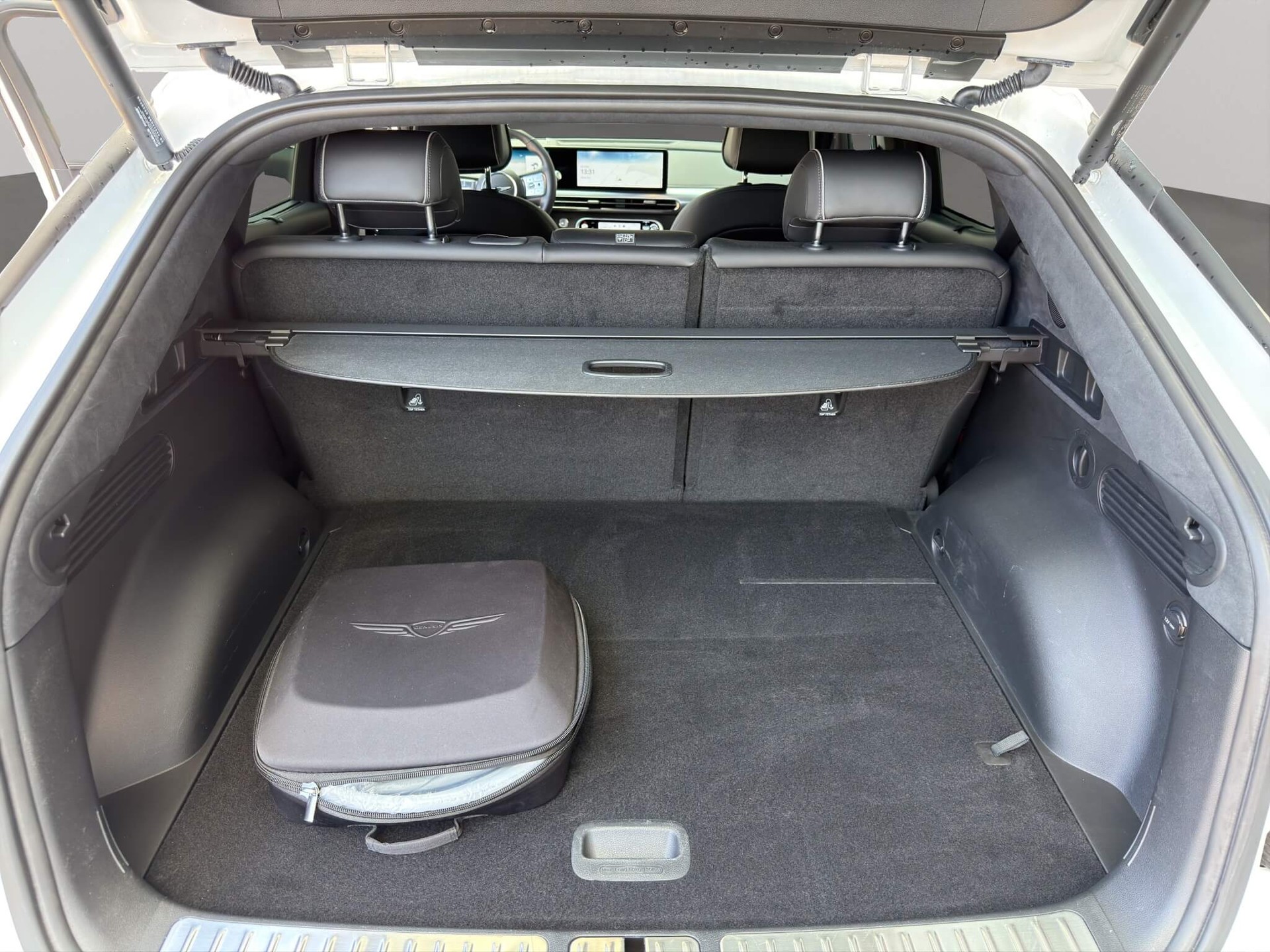 GENESIS GV60 Dual Motor Sport AWD-image-11