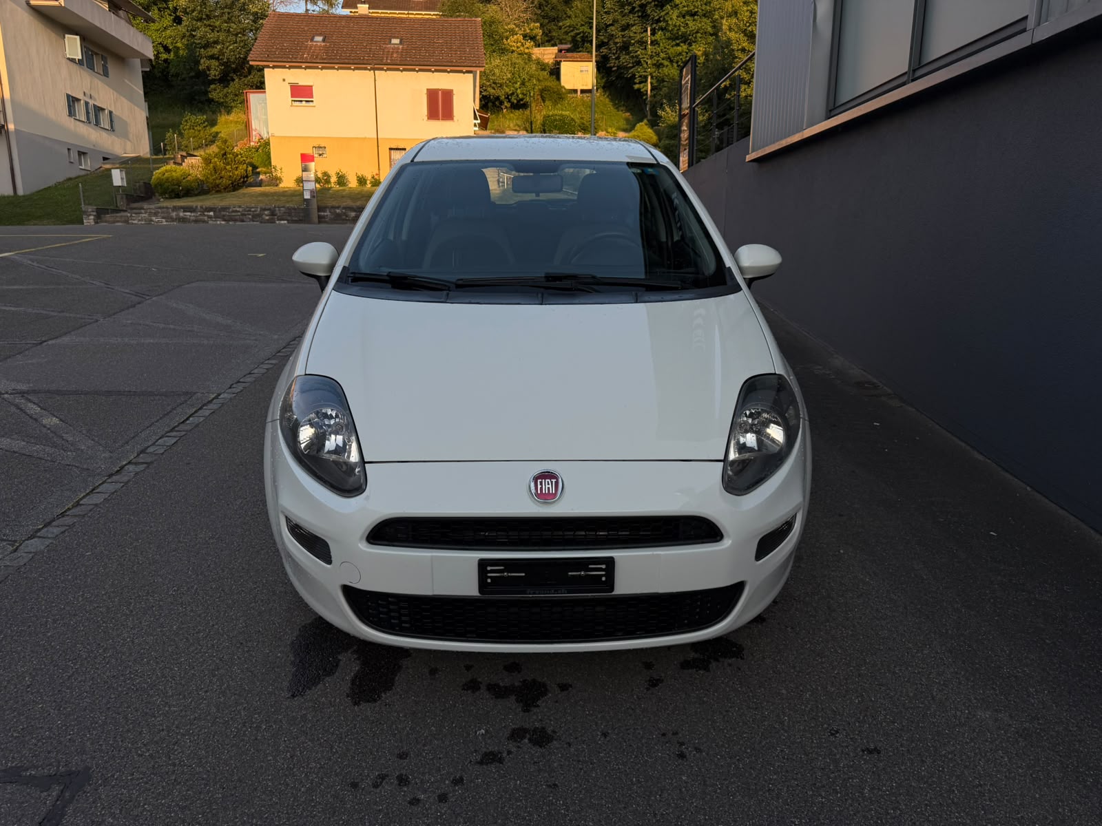 FIAT Punto 1.4 Lounge-image-1