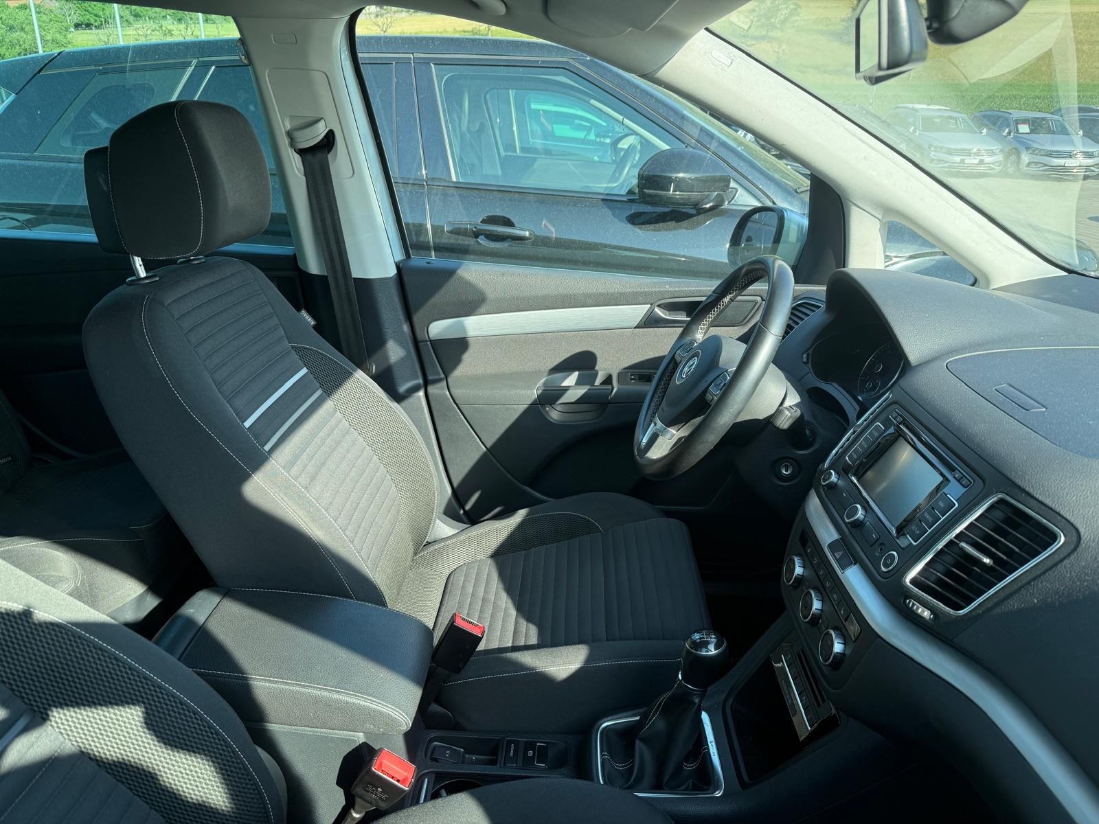 VW Sharan 2.0 TDI BMT CLUB 4Motion-image-10