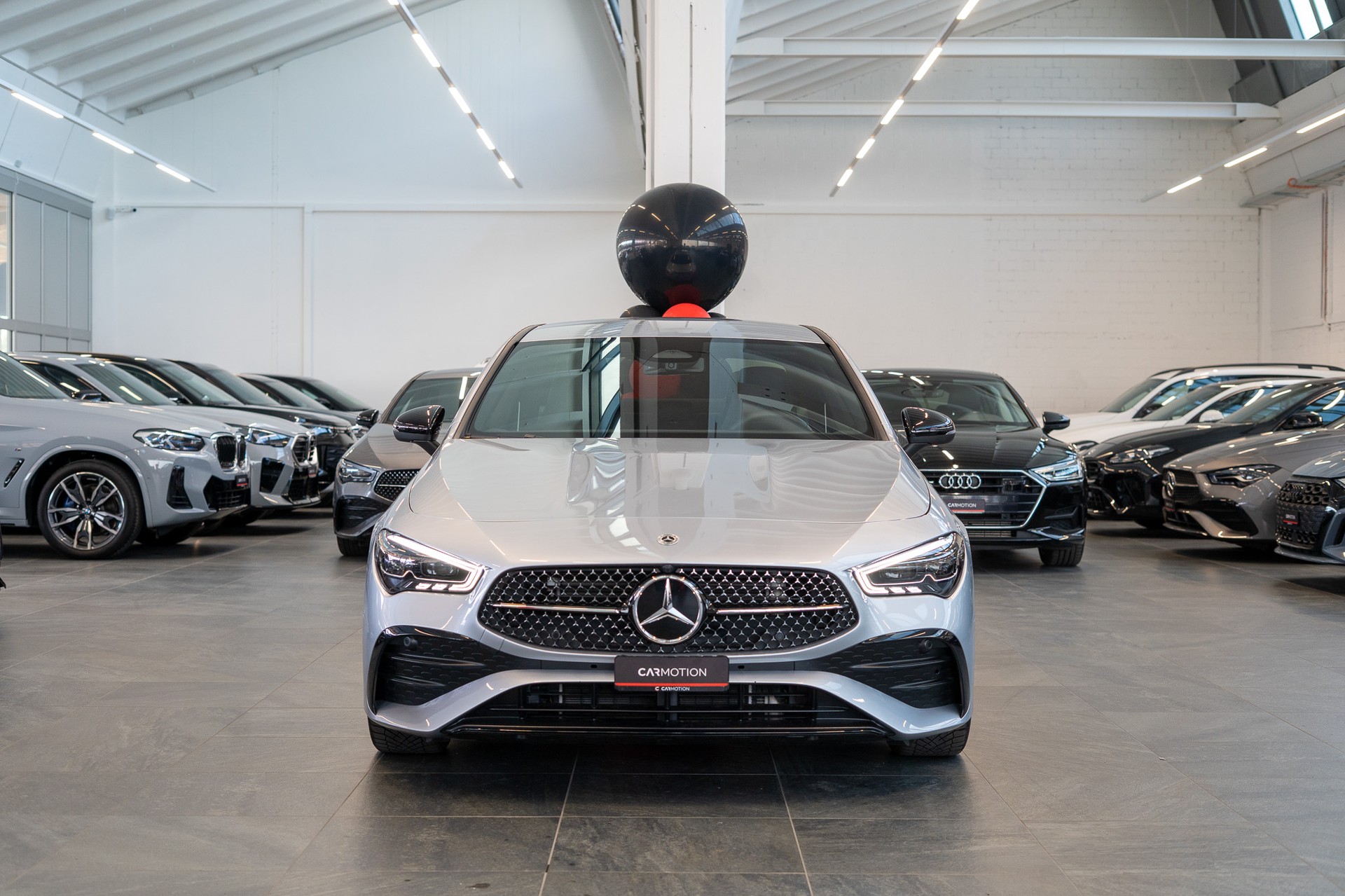 MERCEDES-BENZ CLA 200 AMG Line / Facelift / Rückfahrkamera / Ambientebeleuchtung-image-1
