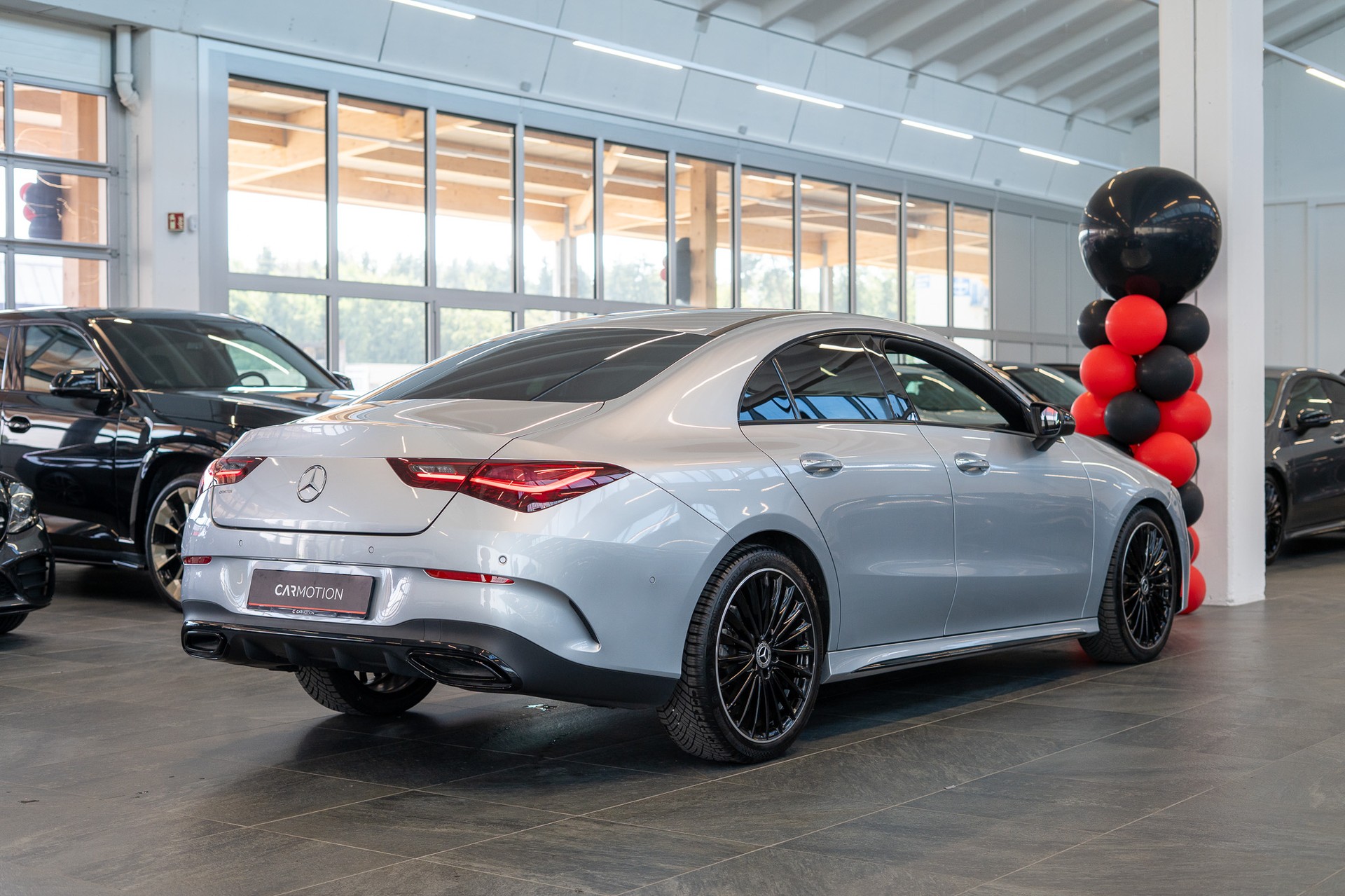 MERCEDES-BENZ CLA 200 AMG Line / Facelift / Rückfahrkamera / Ambientebeleuchtung-image-3