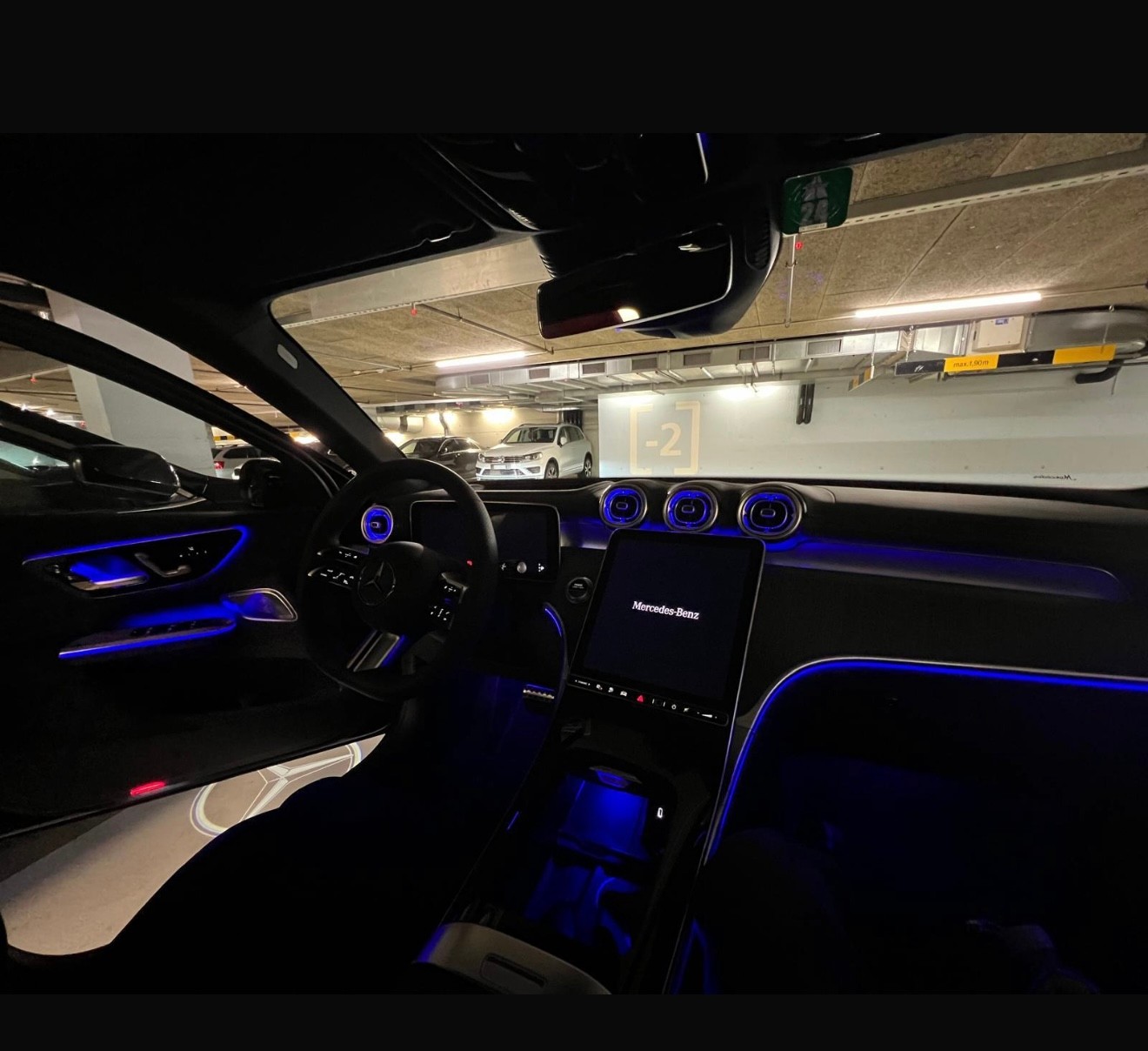 MERCEDES-BENZ GLC 400-image-2