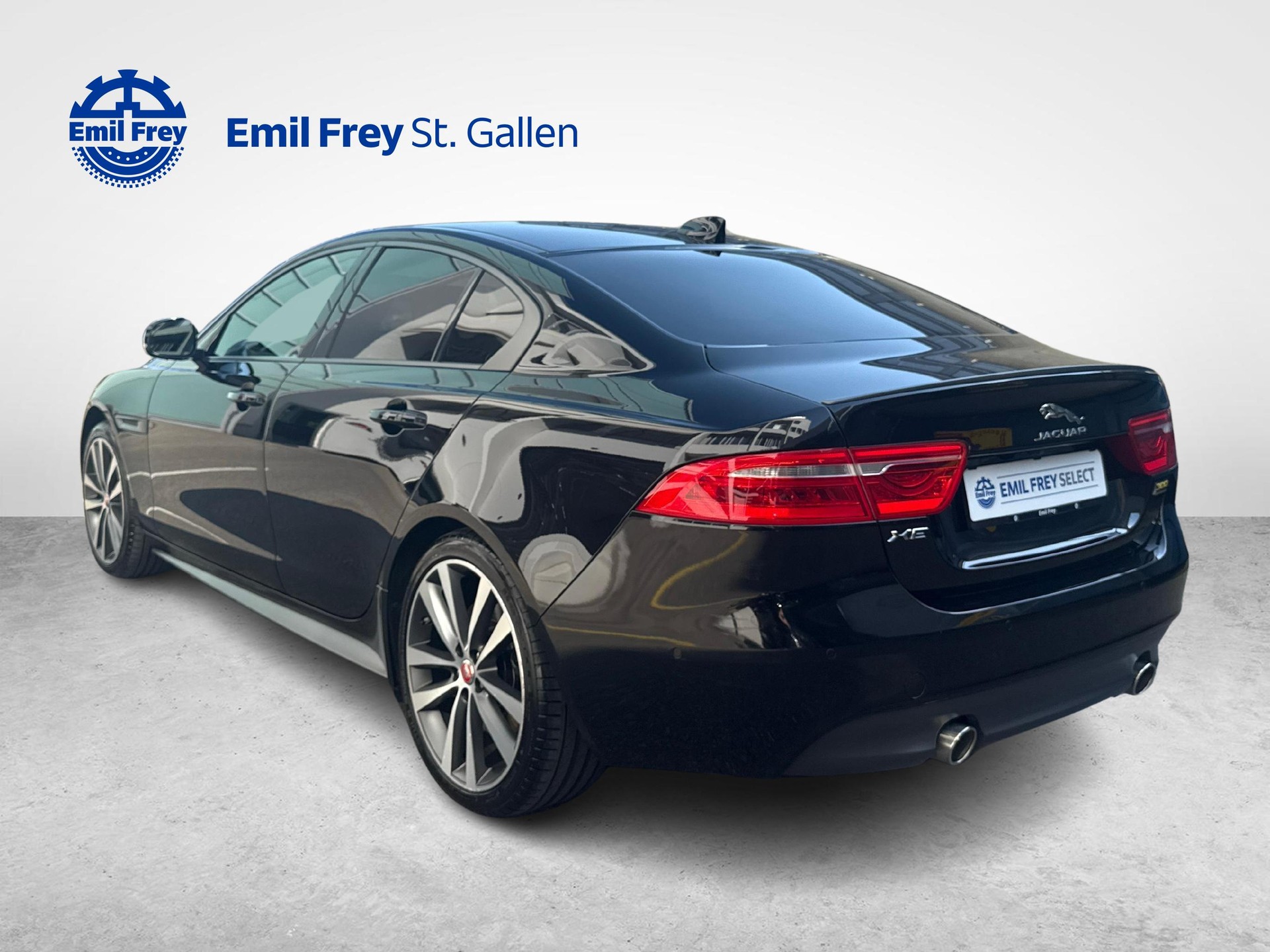 JAGUAR XE 2.0 T 300 Sport AWD-showroom-element-2
