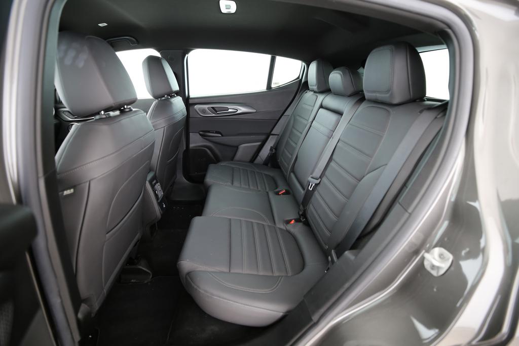 ALFA ROMEO Tonale 1.3 Plug-in Hybrid Veloce Q4-image-10