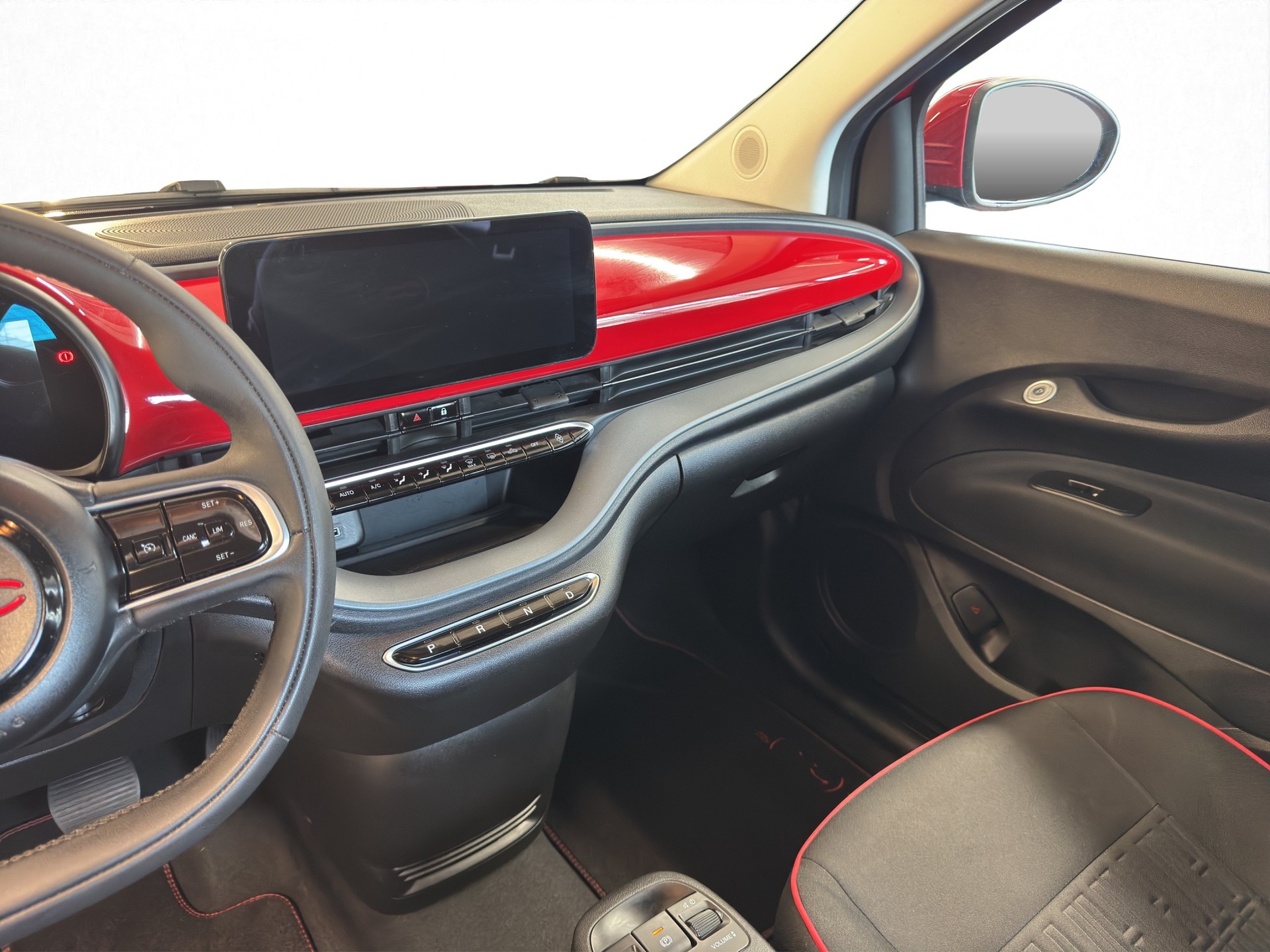 FIAT 500 electric 87 kW Red-image-9