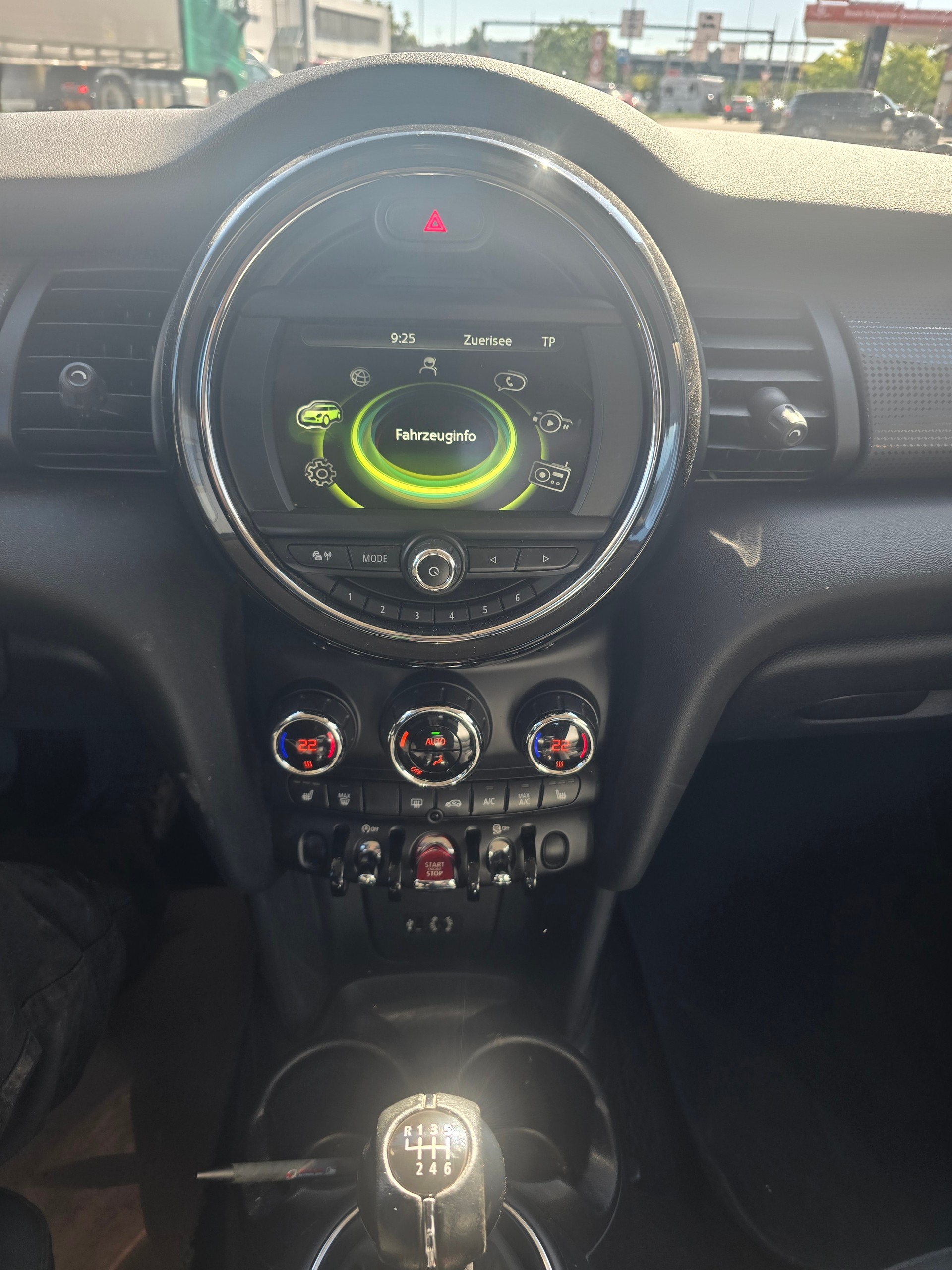 MINI Cooper D-image-10