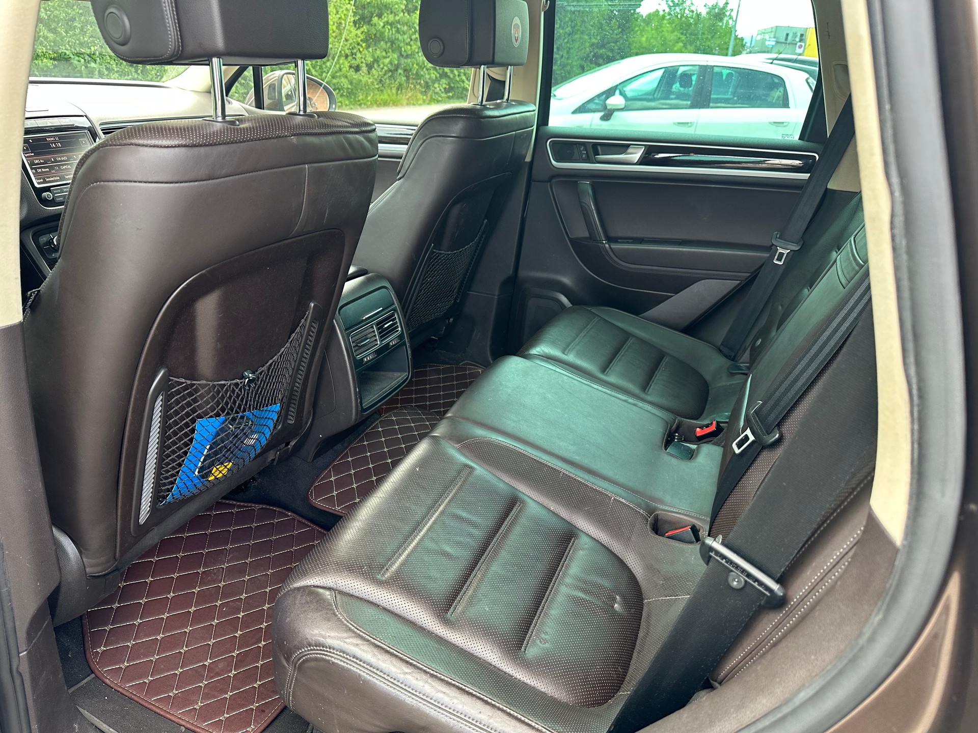 VW Touareg 3.0 TDI BlueMotion Technology Tiptronic-image-8