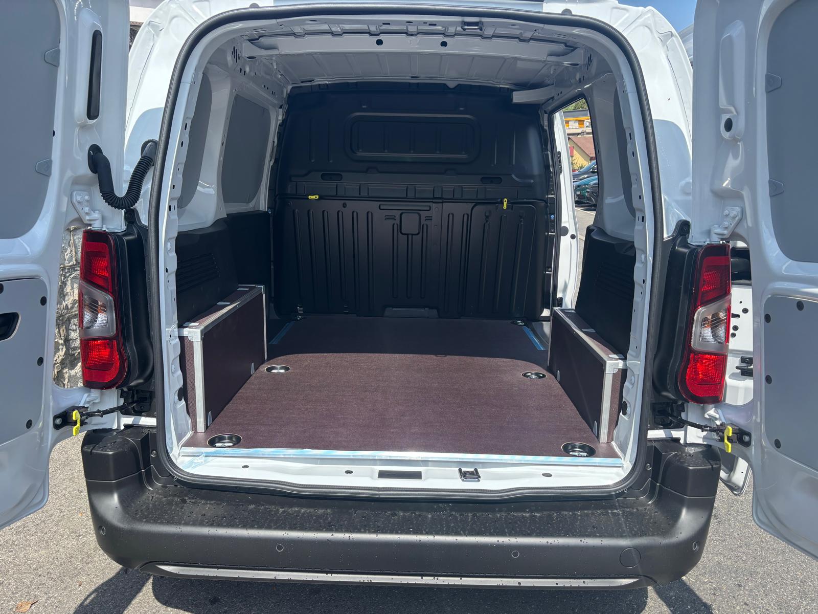 FIAT Doblo 1.5 BlueHDi L1 650kg Easy Pro-image-6