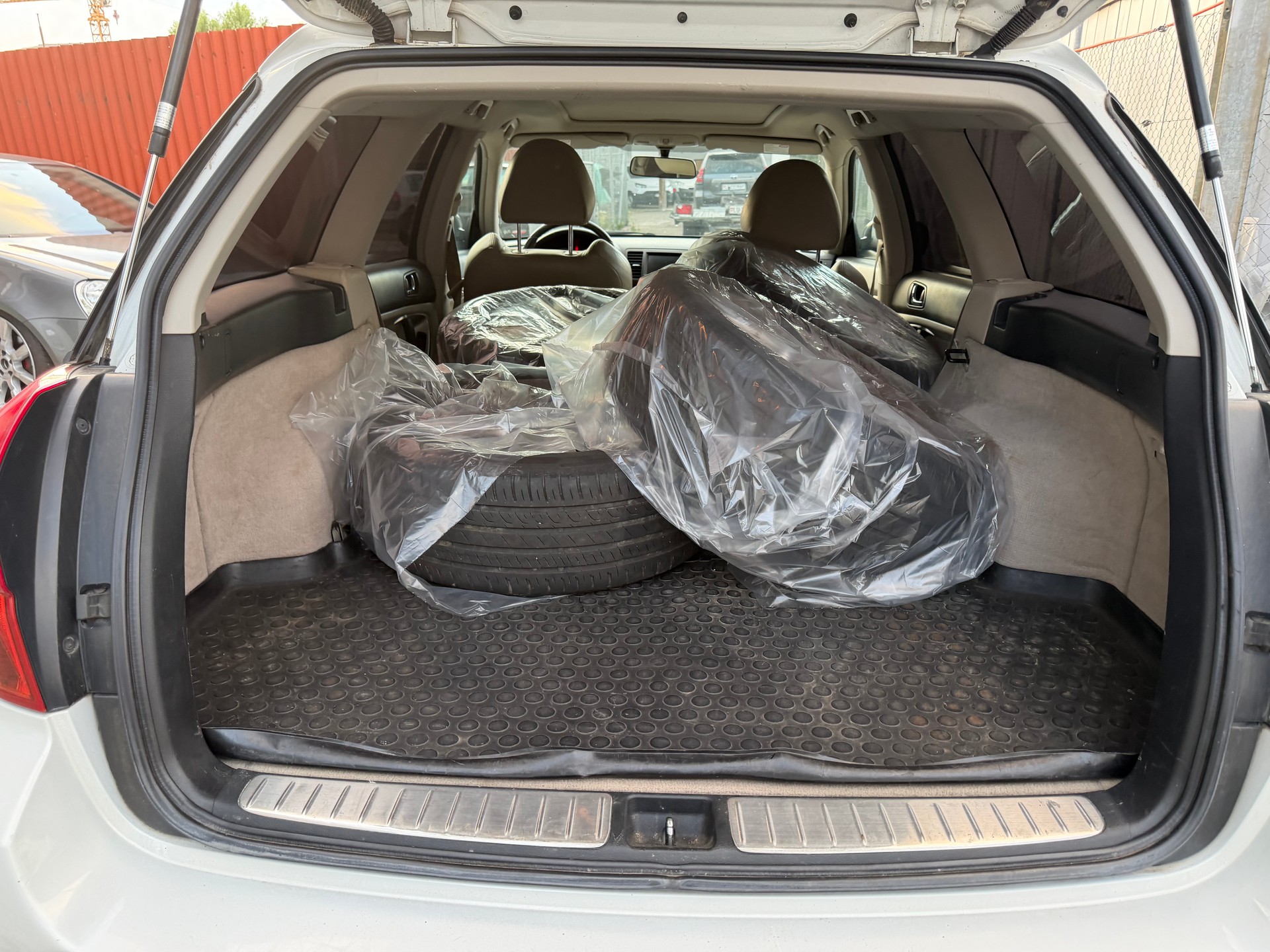 SUBARU Outback 3.0R AWD H6 Automatic-image-8