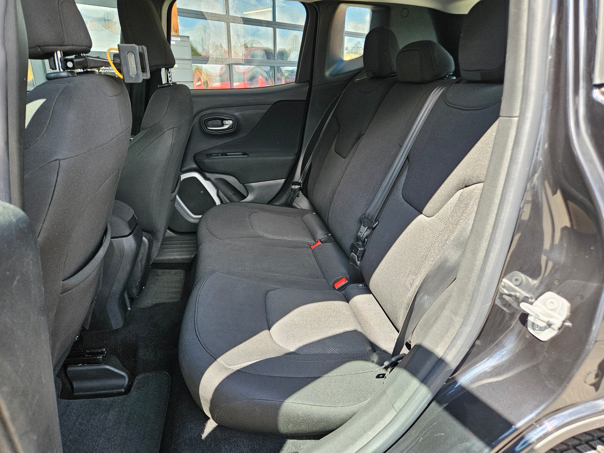 JEEP Renegade 2.0 CRD Longtitude Swiss Edition AWD-image-14