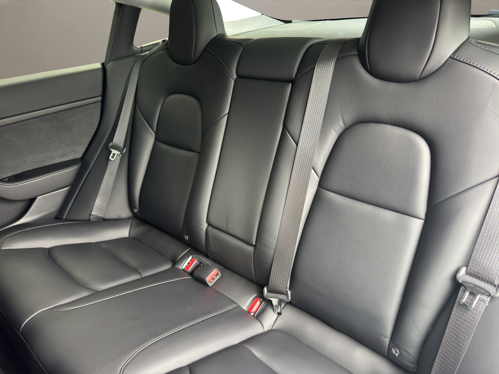TESLA Model 3 Performance Dual Motor AWD-image-10