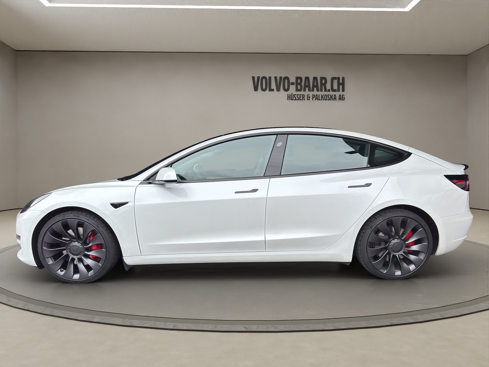 TESLA Model 3 Performance Dual Motor AWD-image-2
