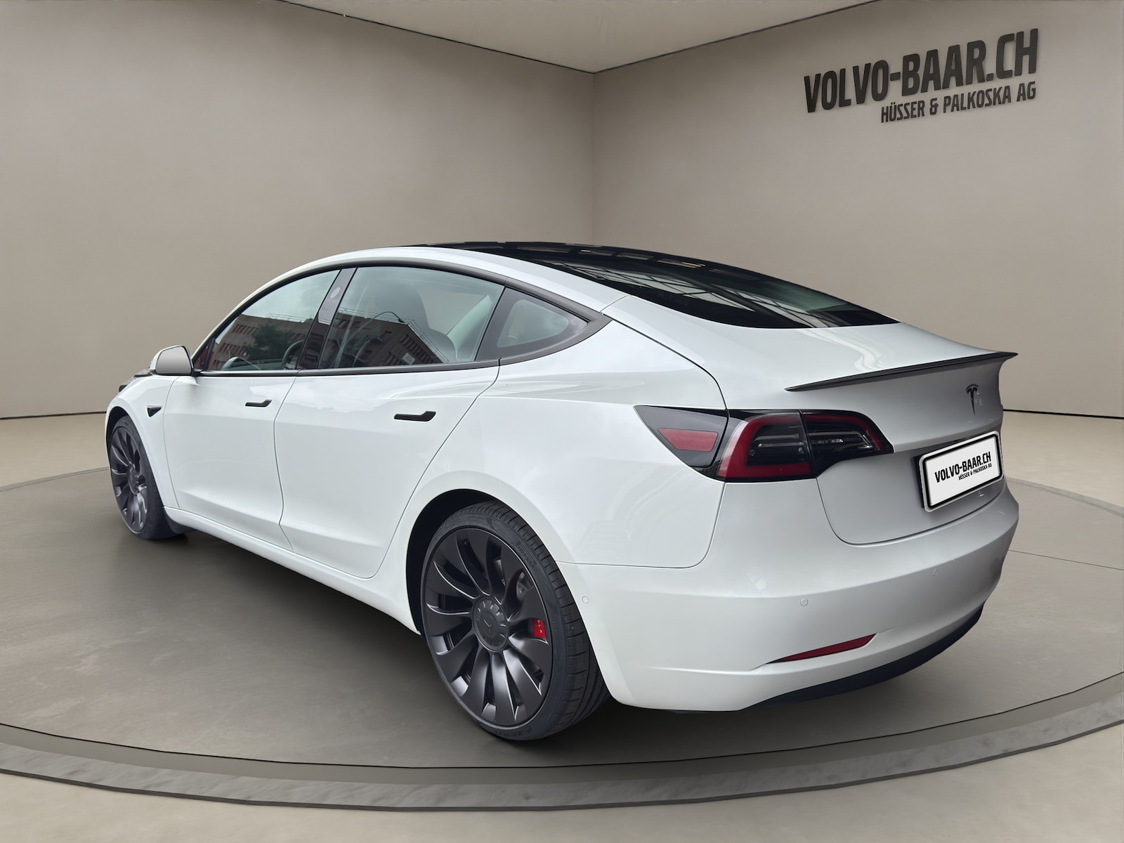 TESLA Model 3 Performance Dual Motor AWD-image-3