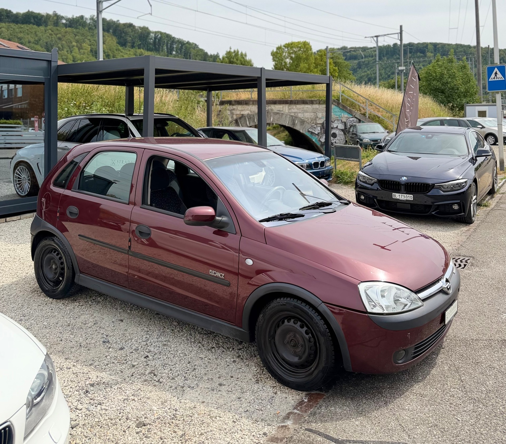 OPEL Corsa 1.4 16V Elegance **Automat**-image-3