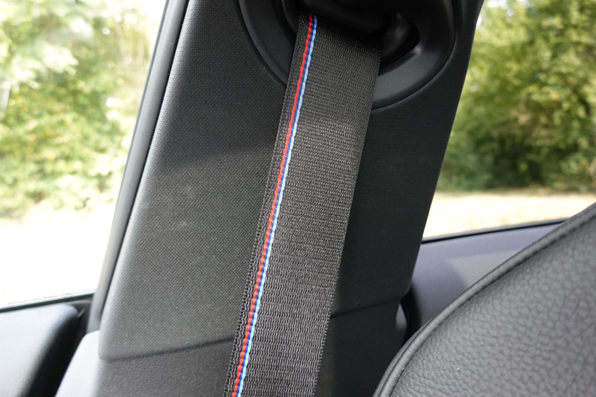BMW M235i Gran Coupé xDrive - "CH Auto * Harman Kardon * Caméra * Tempomat Adaptatif * Service gratuit * Sièges Sport"-image-22