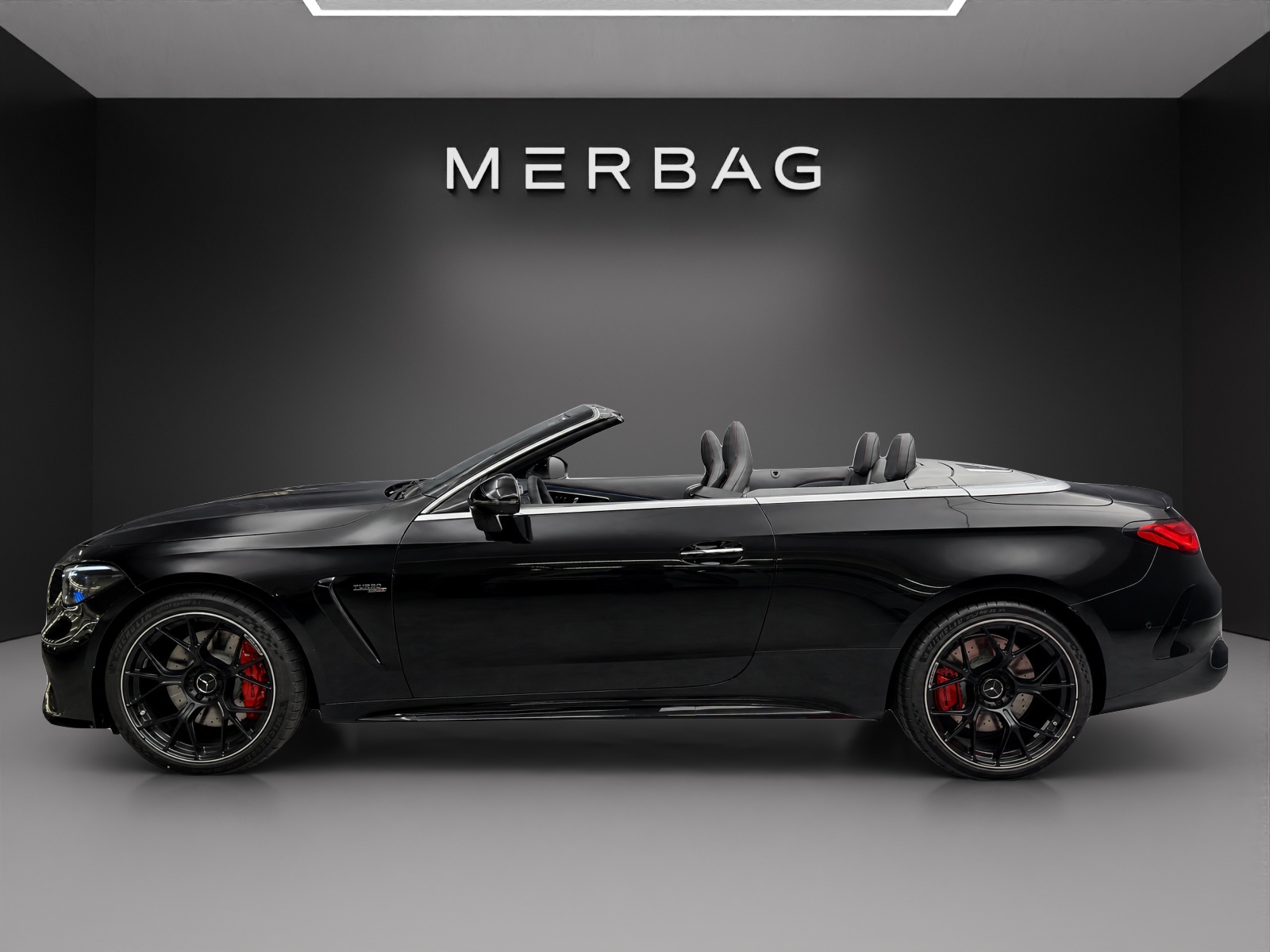 MERCEDES-BENZ AMG CLE 53 4MATIC+ Cabriolet-image-2