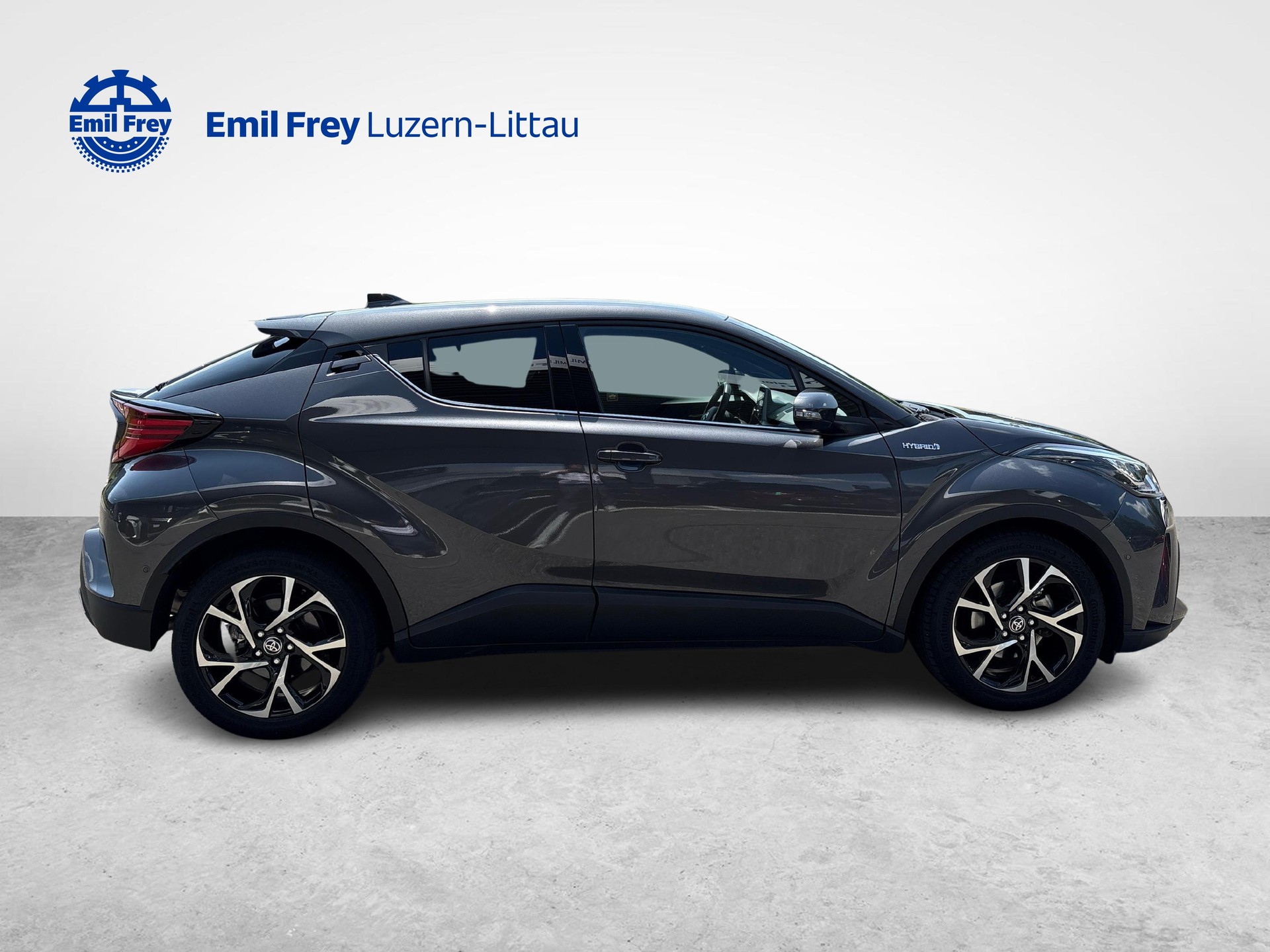 TOYOTA C-HR 2.0 VVTi HSD Trend-image-5