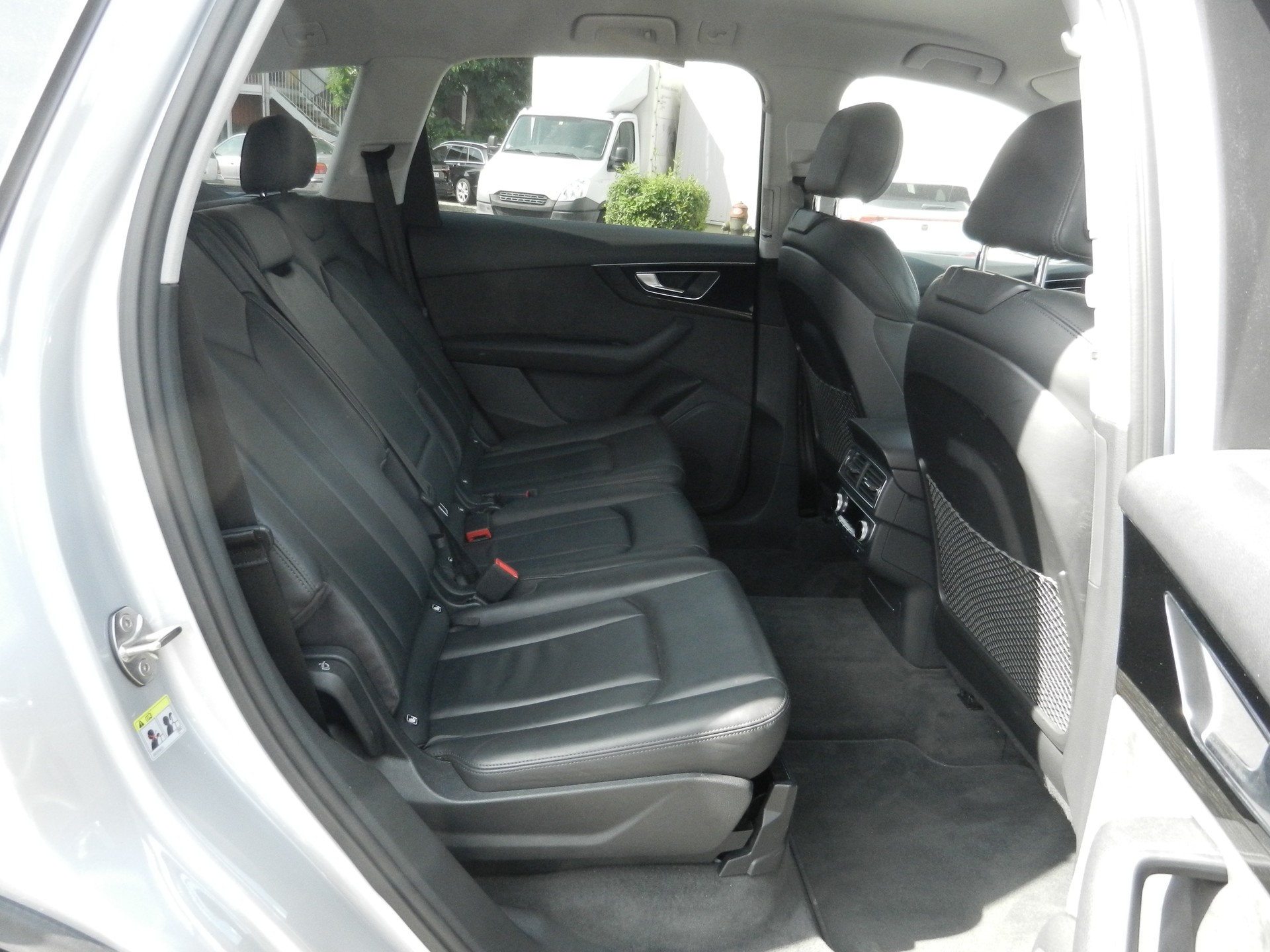 AUDI Q7 3.0 TDI quattro tiptronic-image-9