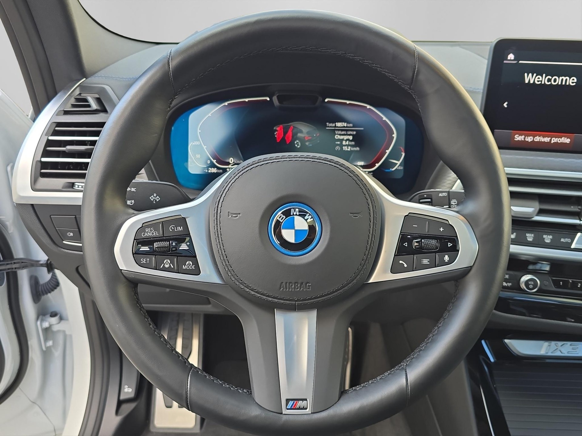 BMW iX3 Impressive-image-15