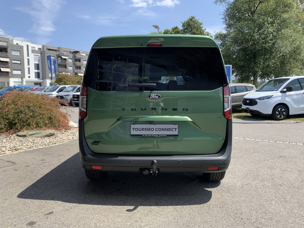 FORD E-Tourneo Courier Active-showroom-element-3