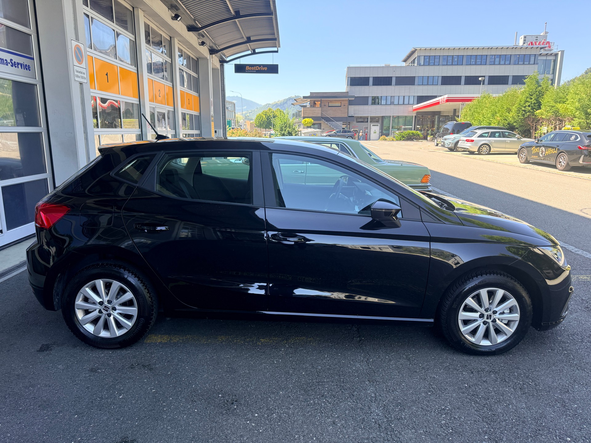 SEAT Ibiza 1.0 EcoTSI Move DSG 116PS CH Fahrzeug-image-3