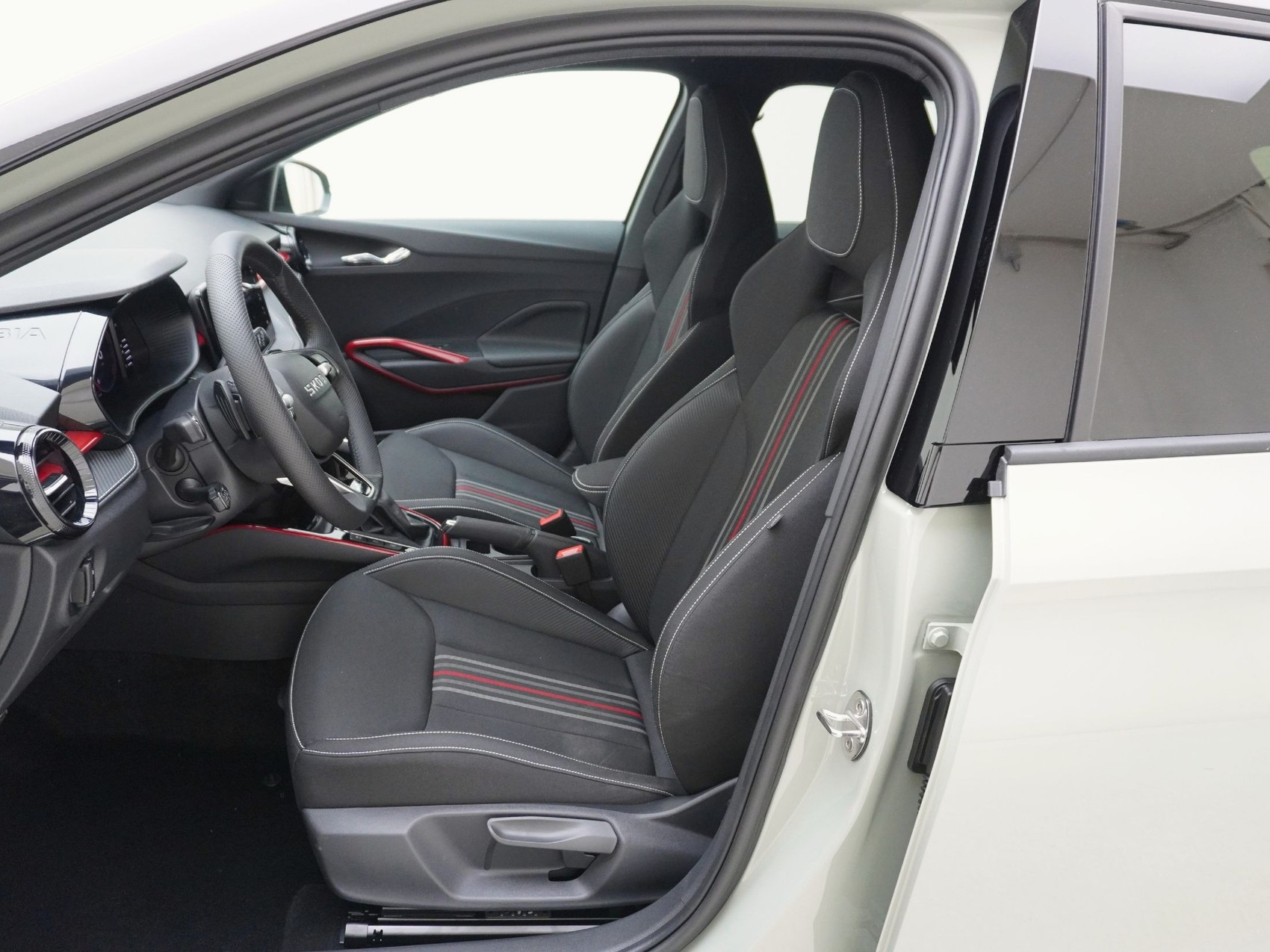 SKODA Fabia 1.5 TSI Monte Carlo DSG-image-11