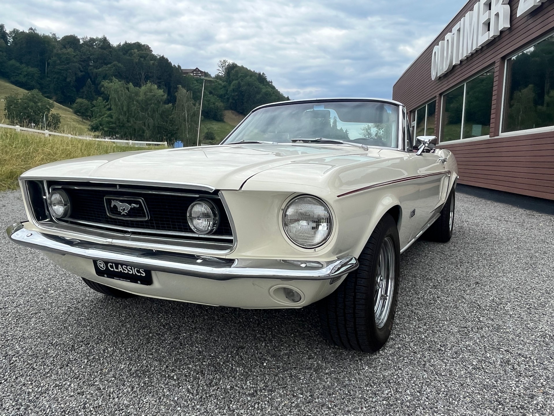 FORD Mustang GT 390 Convertible-image-1