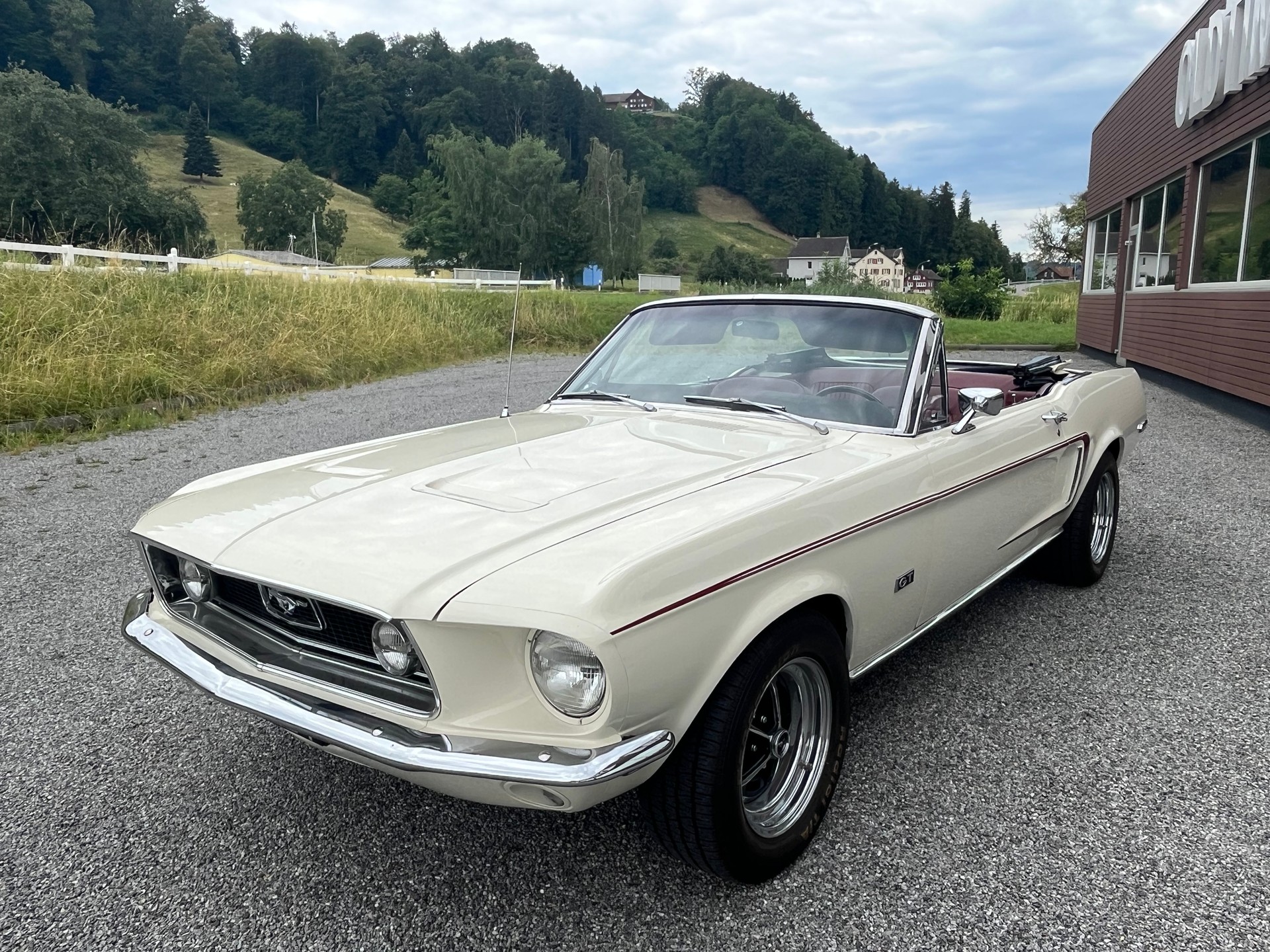 FORD Mustang GT 390 Convertible-image-0